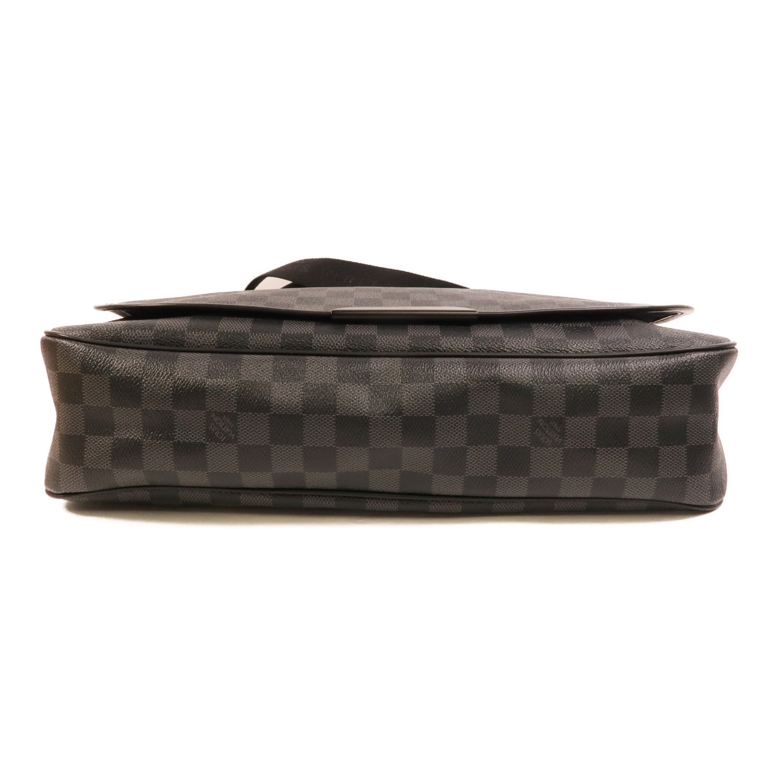 LOUIS VUITTON Damier Graghite Daniel MM銀扣肩背袋