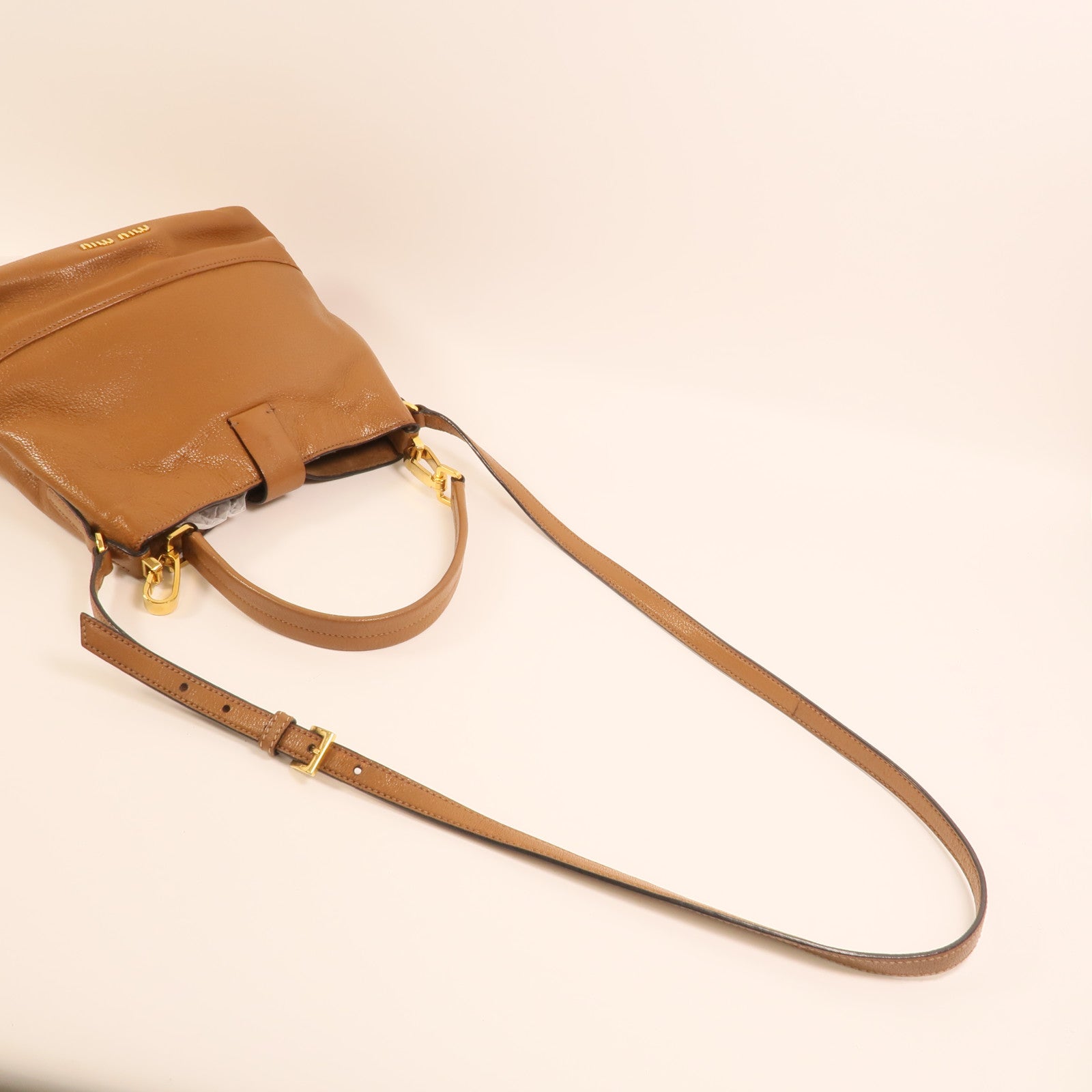 Miu Miu 牛皮皮革2 Way Shoulder金扣手挽肩背兩用袋