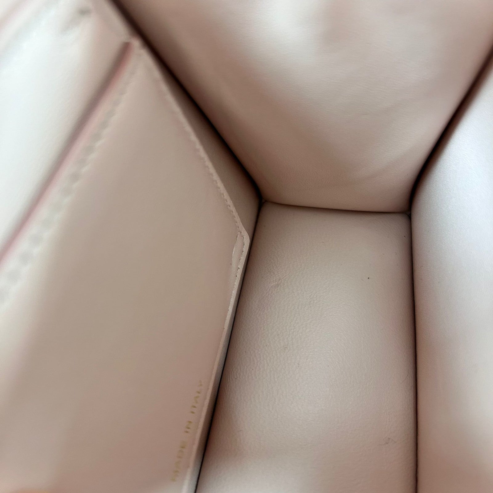 FENDI 【激減優惠】牛皮皮革Peekaboo Iseeu Small金扣手挽肩背兩用袋粉紅色