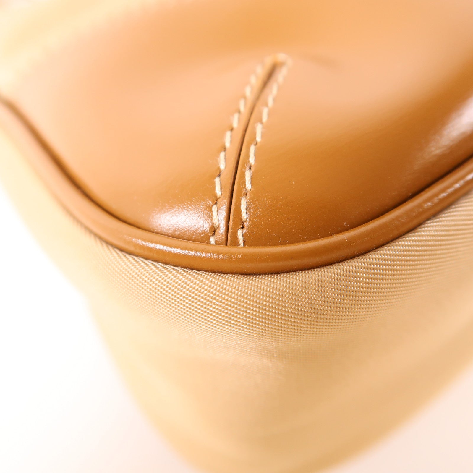PRADA 尼龍/皮革Shoulder Bag金扣肩背袋