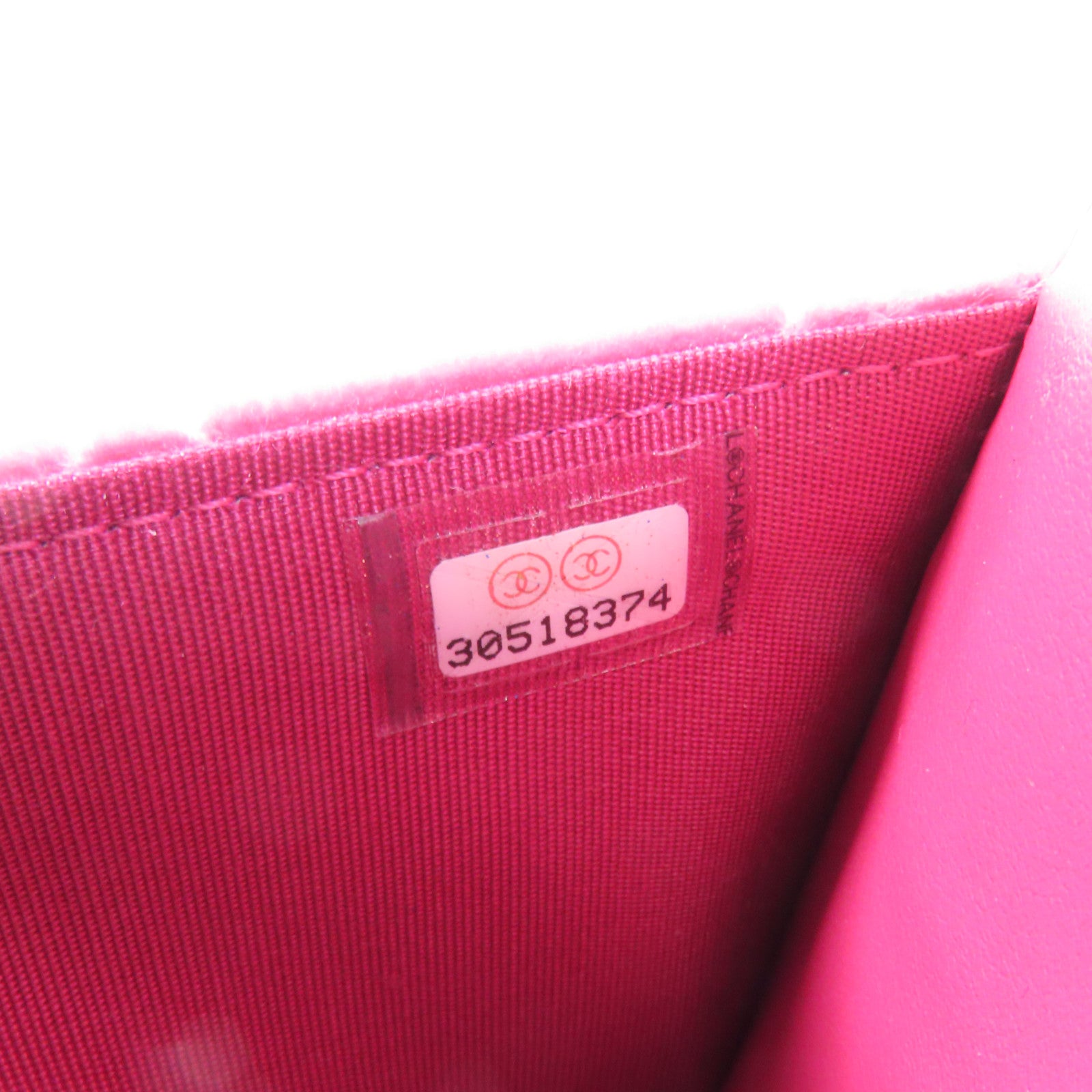 CHANEL 天鵝絨WOC Wallet On Chain金扣鏈帶肩背袋