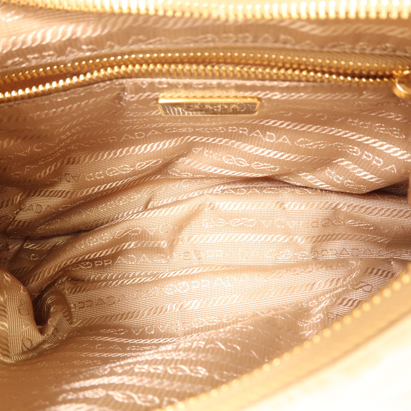 PRADA 尼龍/皮革Shoulder Bag金扣肩背袋
