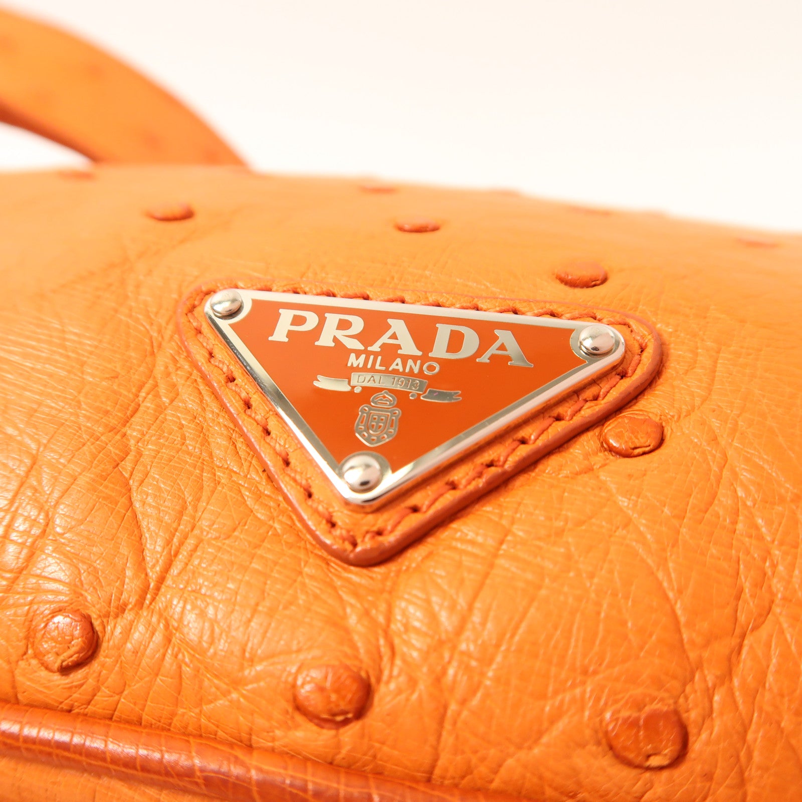 PRADA 【激減優惠】鴕鳥皮革Waist Bag銀扣腰包
