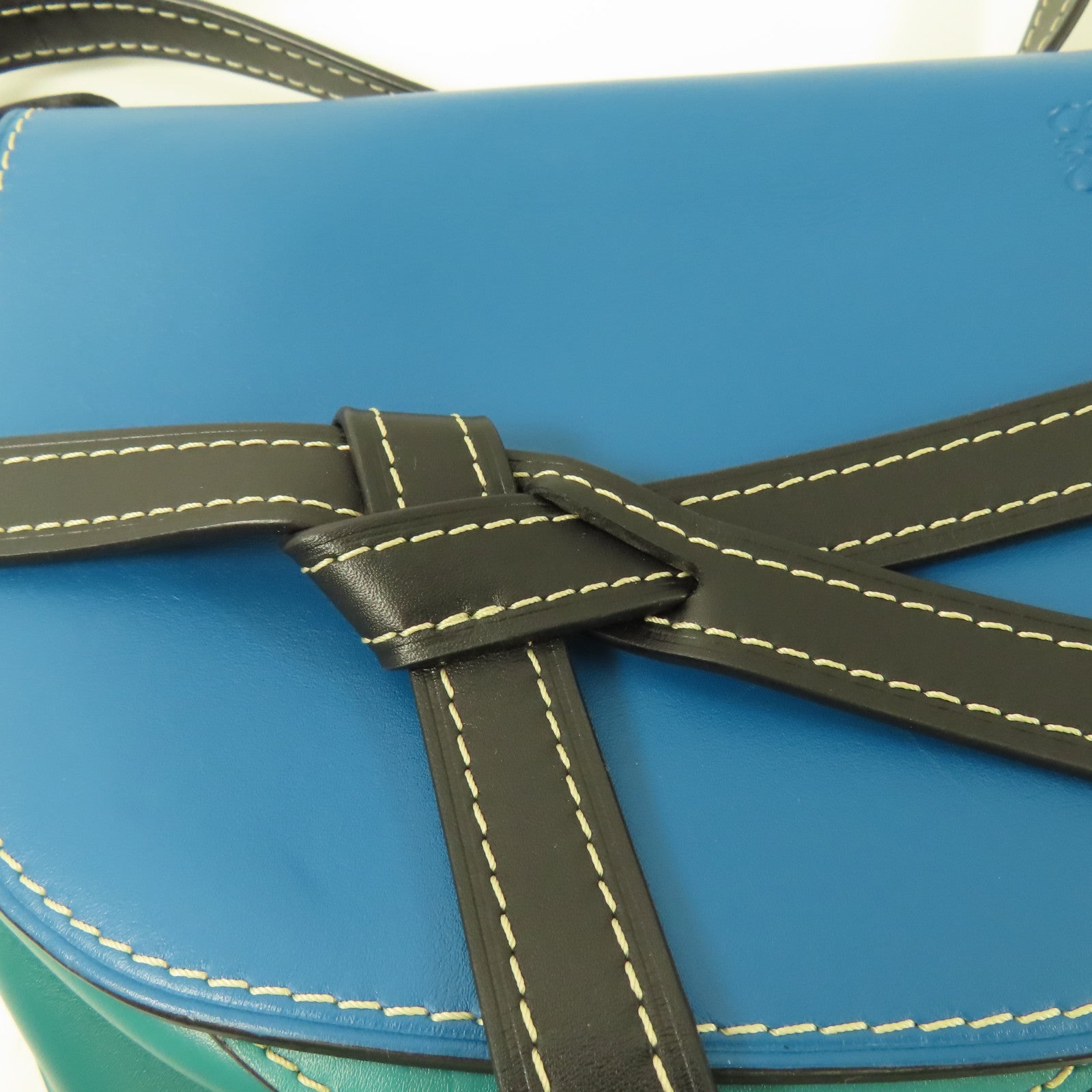 LOEWE 牛皮皮革Gate肩背袋