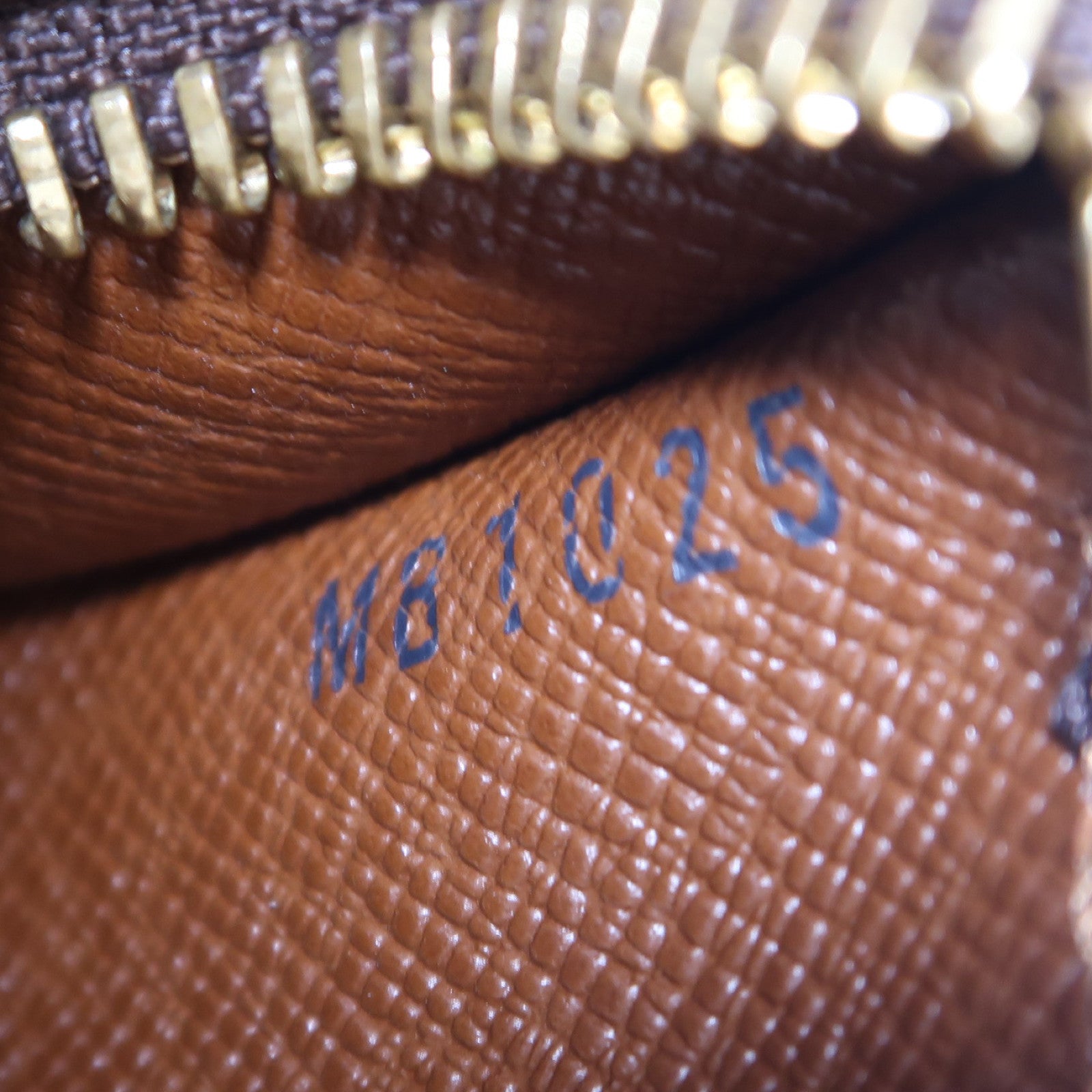 LOUIS VUITTON Monogram Papillon PM金扣手挽袋棕色