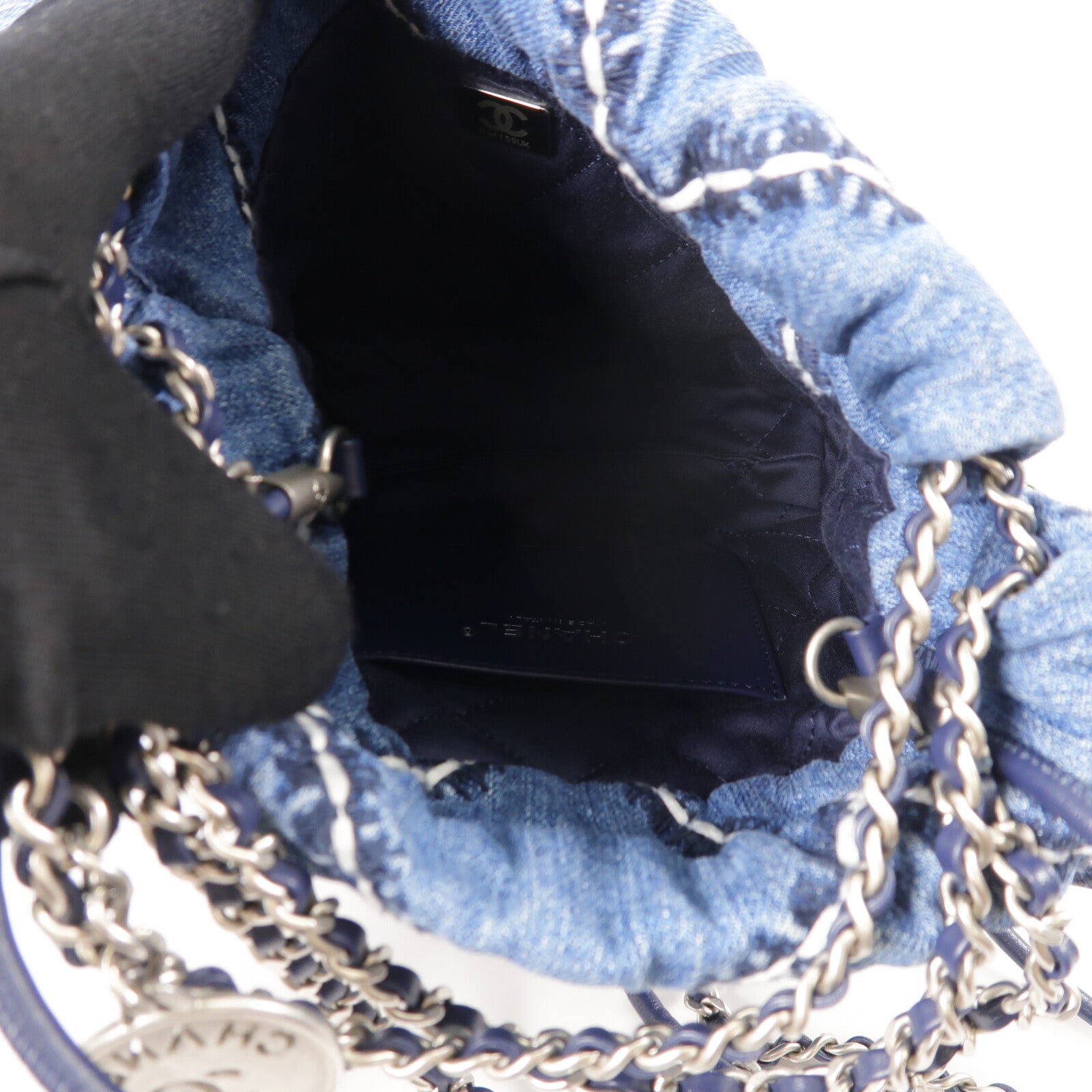 CHANEL 牛仔布Chanel 22 Mini鏈帶肩背袋