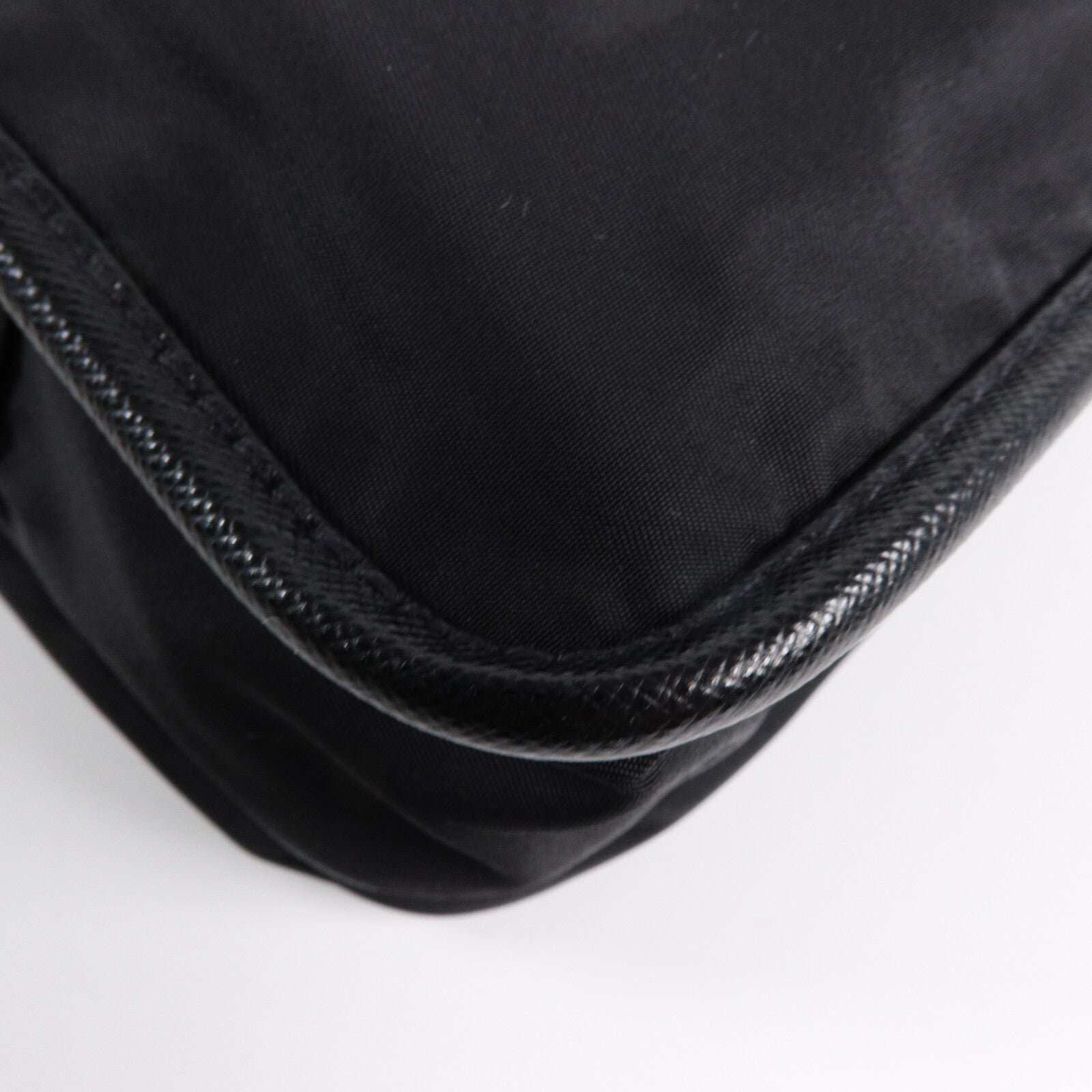 PRADA 尼龍Re-Nylon Shoulder Bag肩背袋