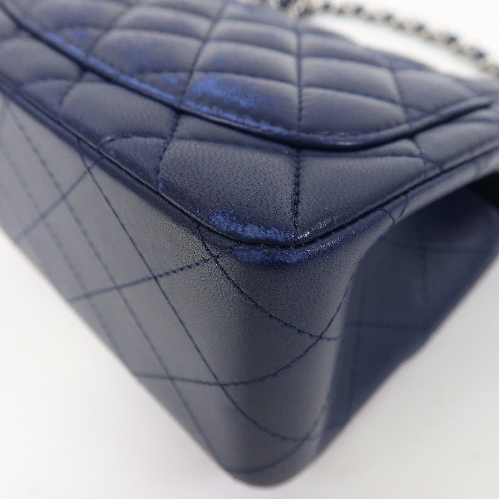 CHANEL 菱格羊皮皮革Classic Flap 17銀扣鏈帶肩背袋藍色