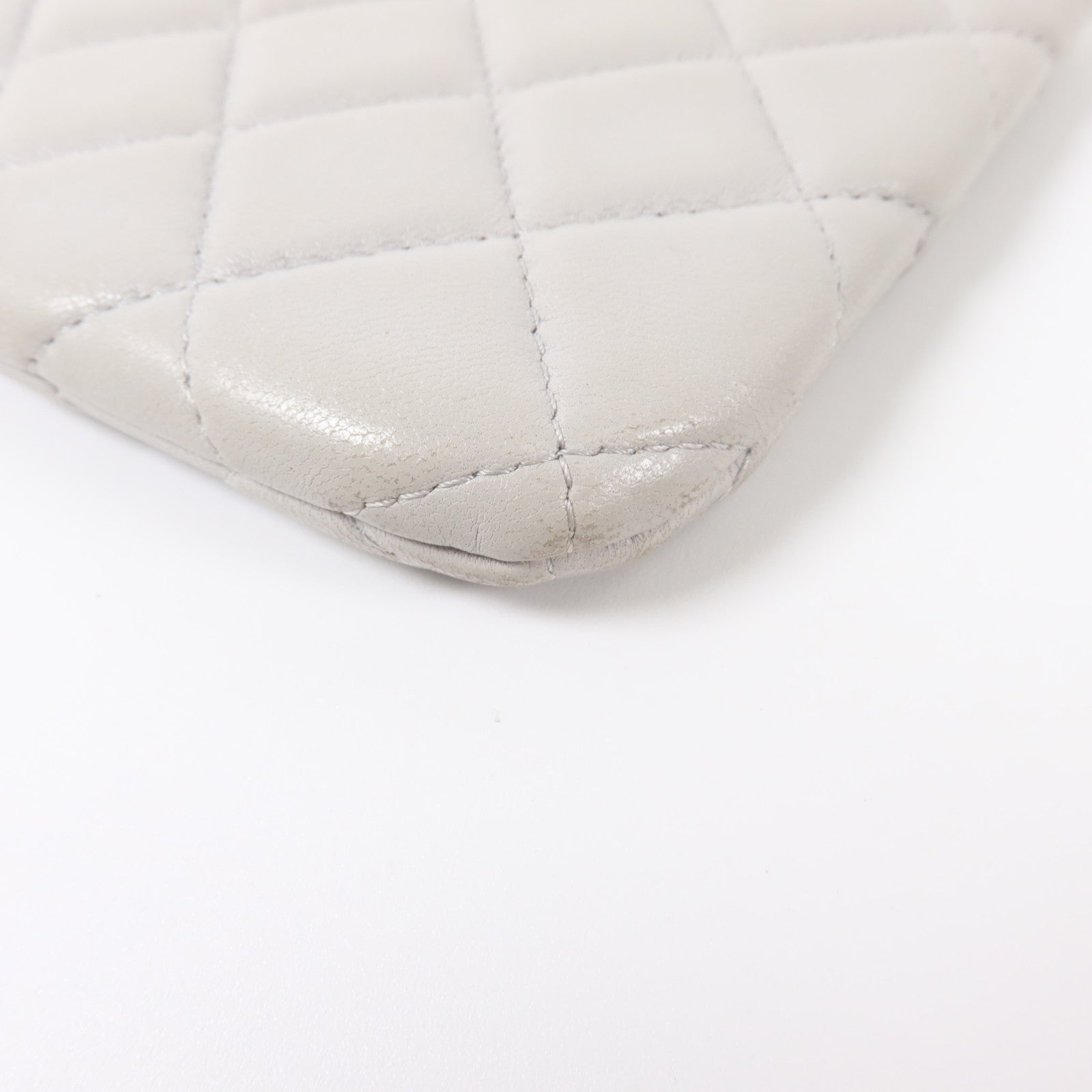 CHANEL 羊皮皮革Pouch銀扣小袋