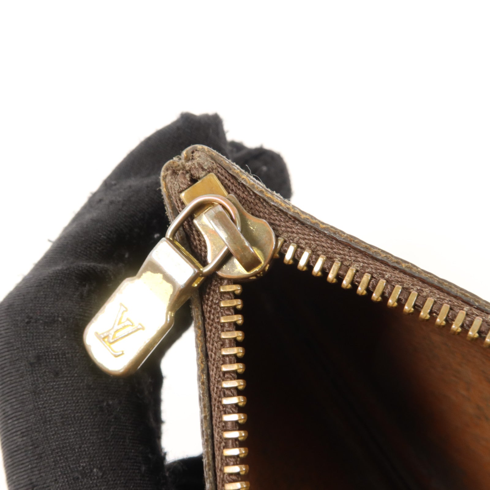 LOUIS VUITTON Monogram Key Pouch金扣鎖匙包