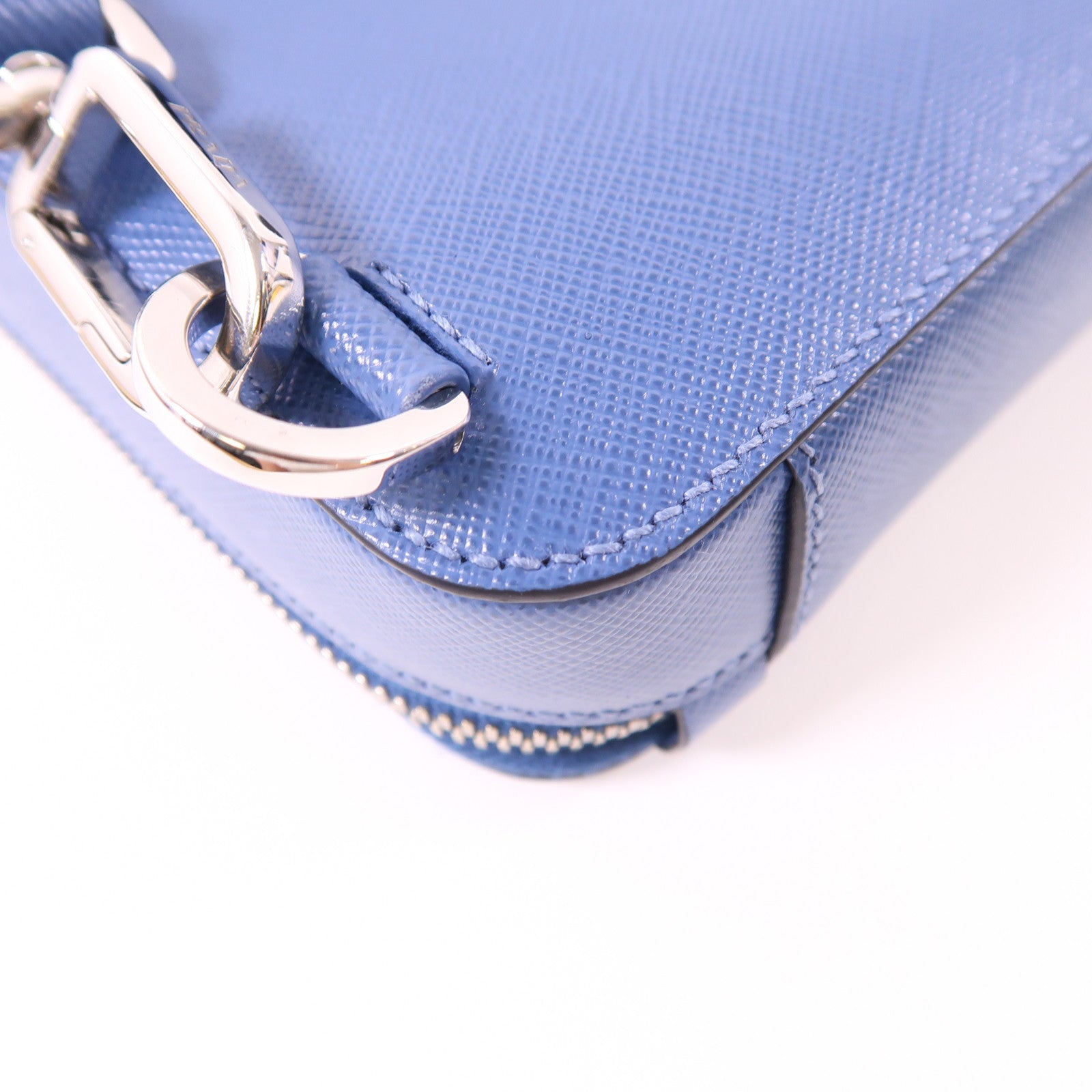 PRADA Saffiano皮革Brique銀扣斜孭袋