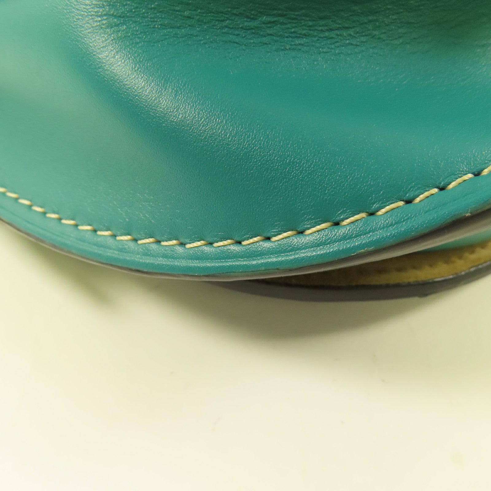 LOEWE 牛皮皮革Gate肩背袋