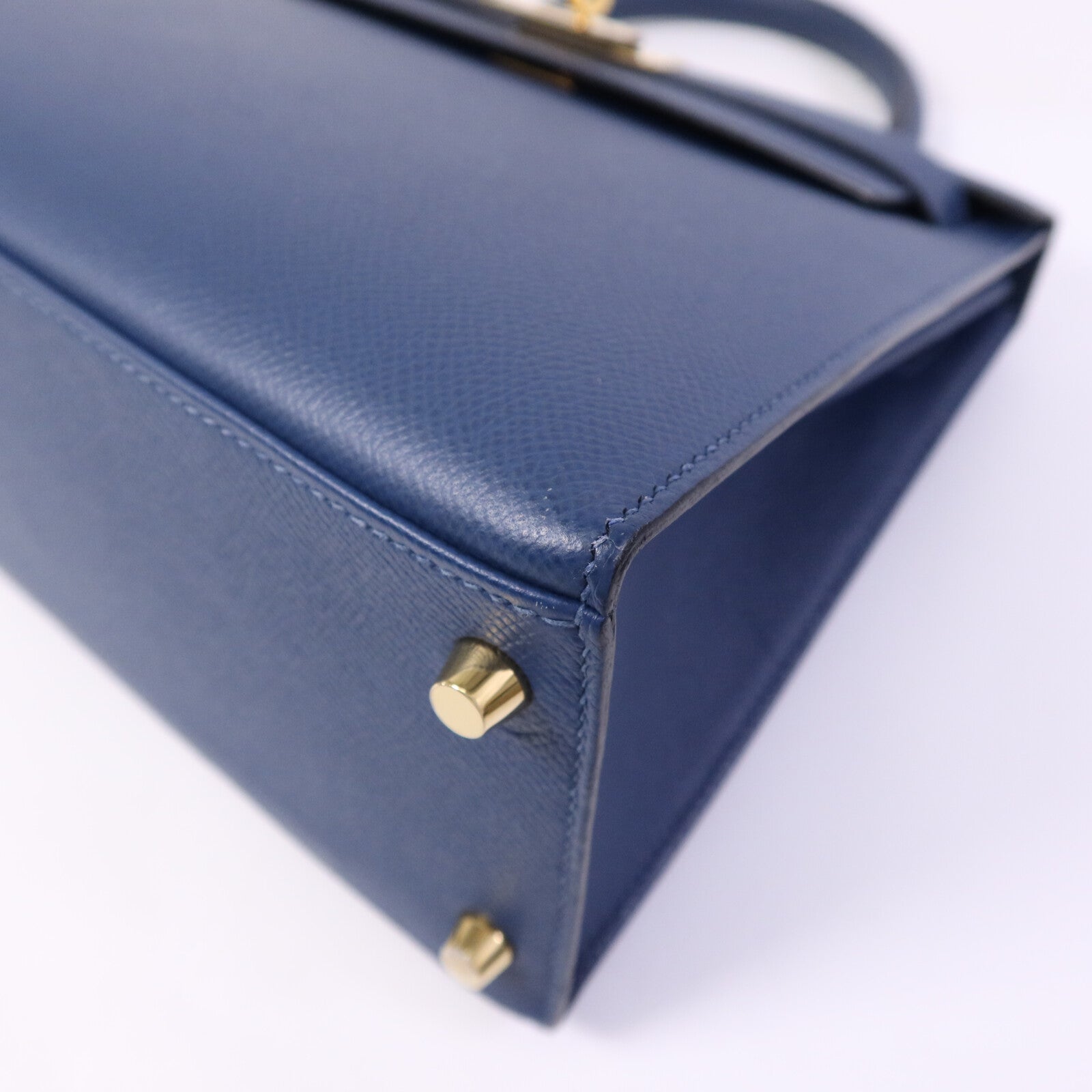 HERMES Epsom皮革Kelly 28金扣手挽肩背兩用袋Deep Bleu