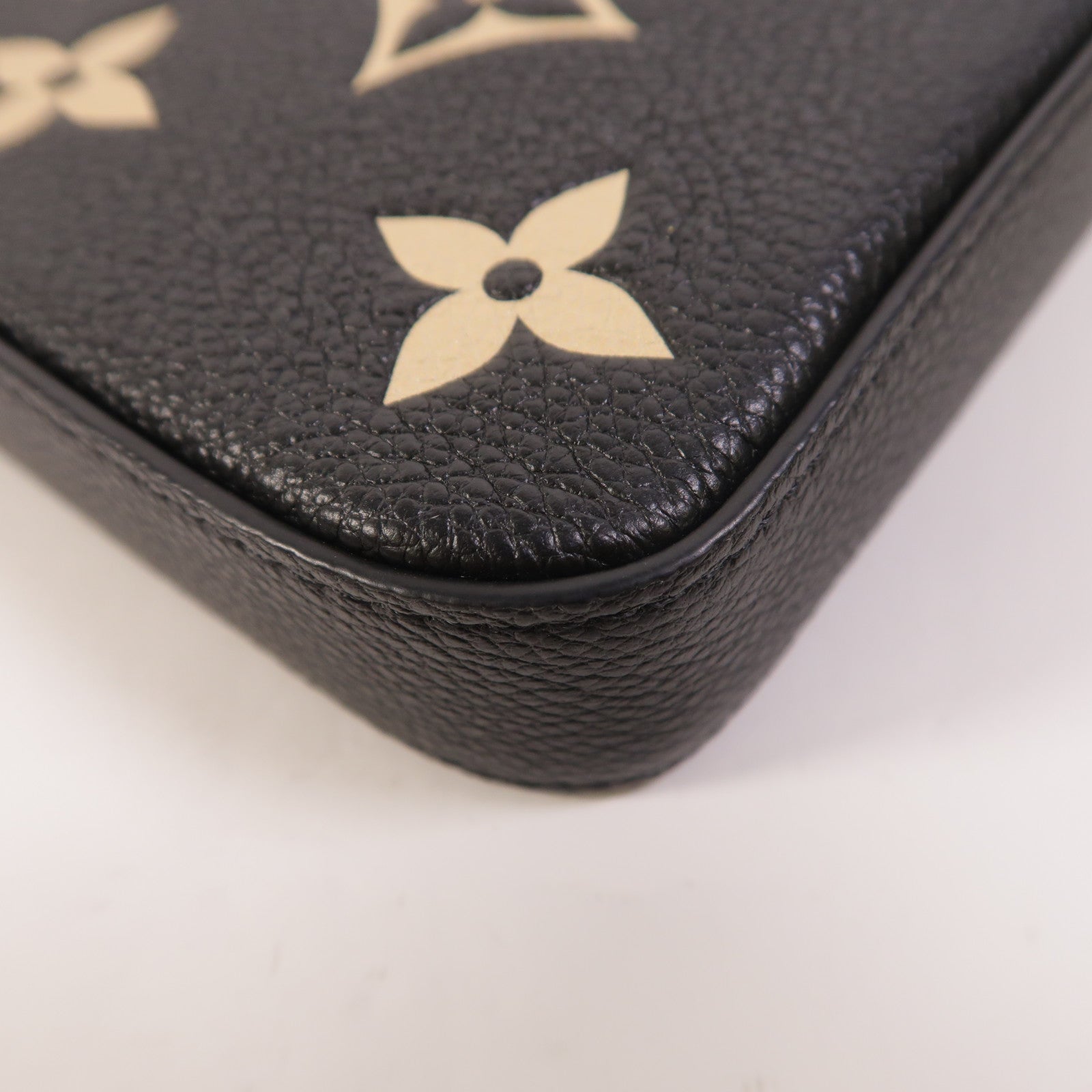 LOUIS VUITTON Monogram Felicie Pochette金扣鏈帶肩背袋