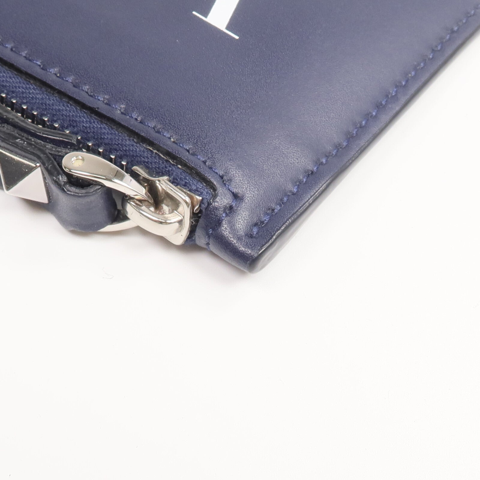 Valentino 牛皮皮革Card Case銀扣卡片套