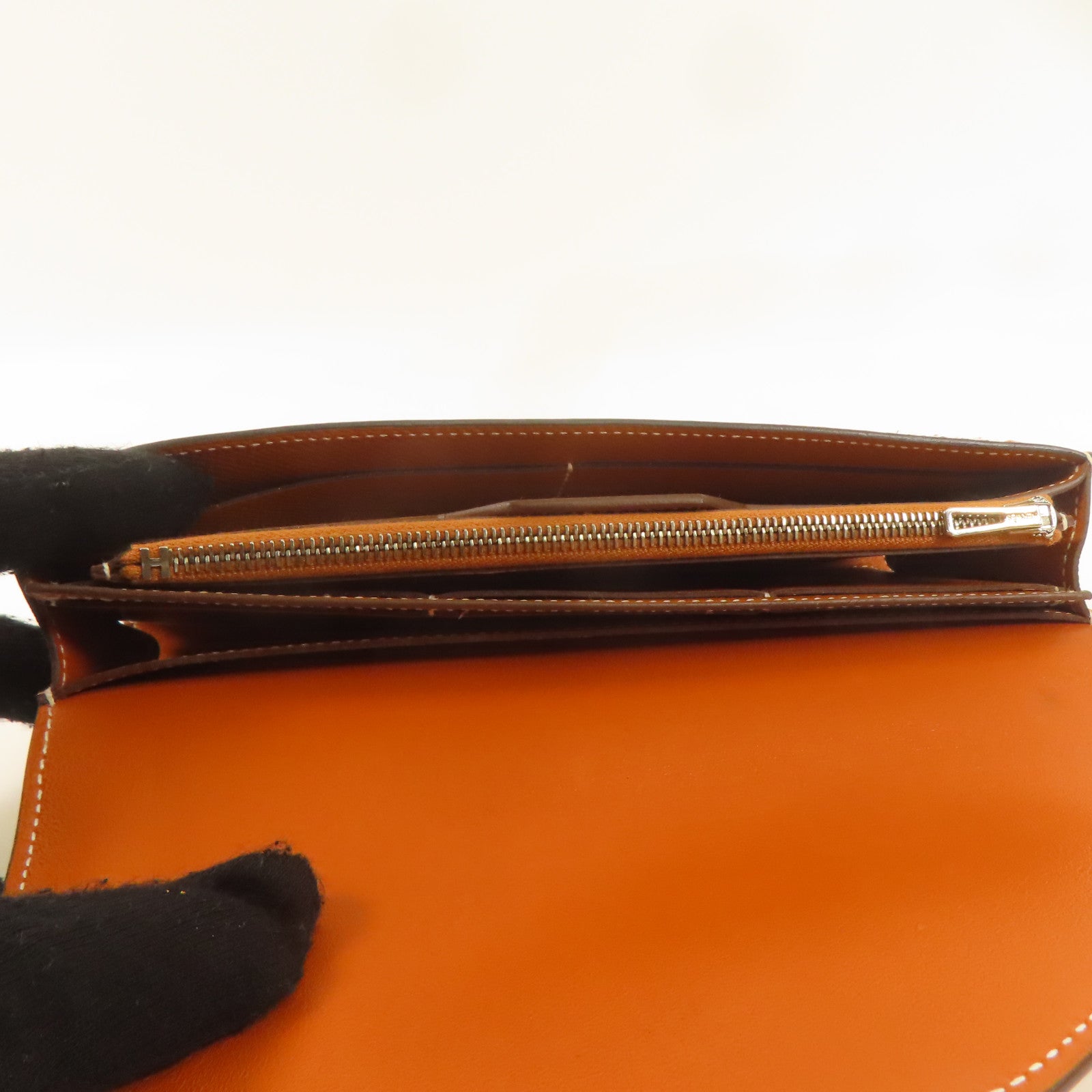 HERMES Passant en Excellent Etat Marron Long wallet Epsom Leather Gold