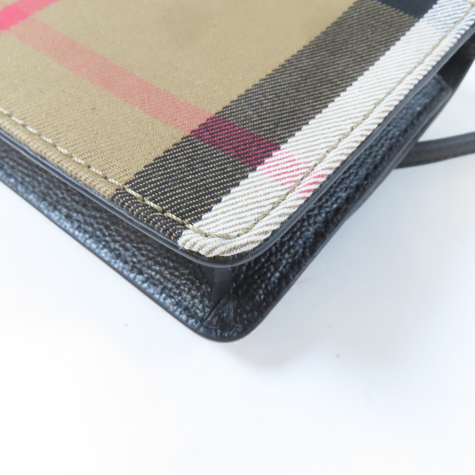 BURBERRY 牛皮皮革/帆布Shoulder Bag金扣肩背袋黑色
