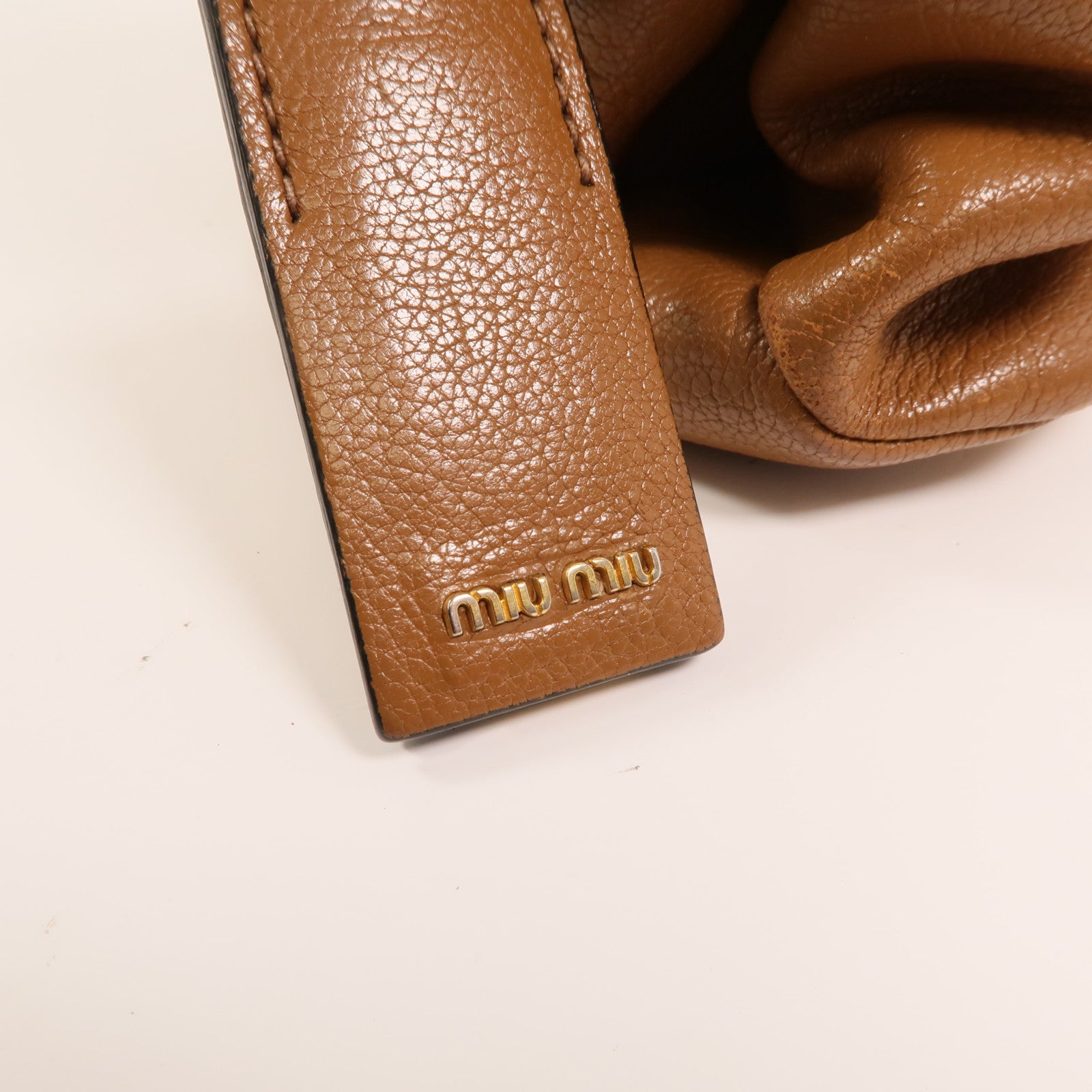 Miu Miu 牛皮皮革2 Way Shoulder金扣手挽肩背兩用袋