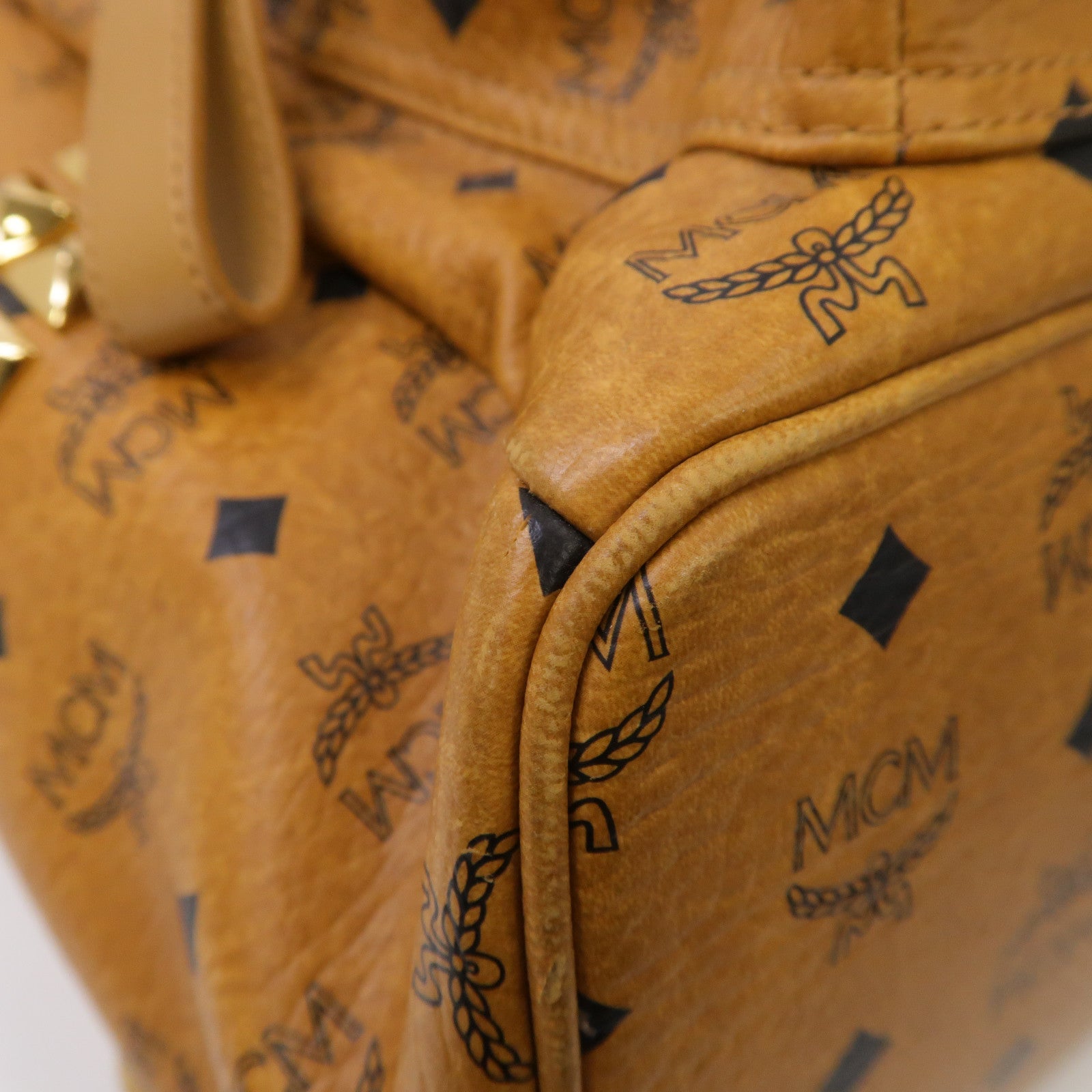 MCM 牛皮皮革Stark Side Studs Backpack金扣背包啡色