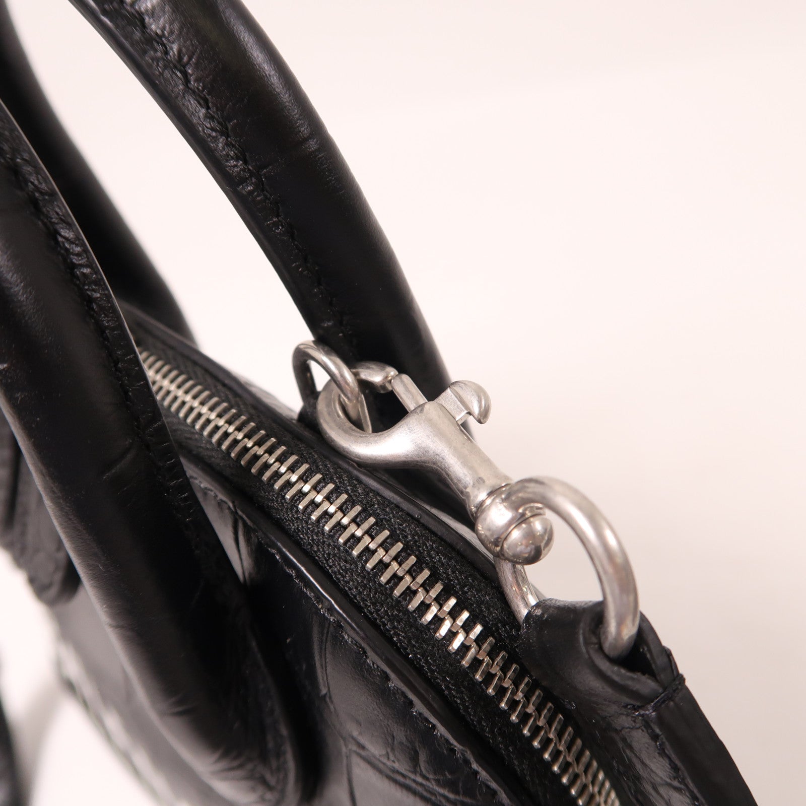 BALENCIAGA 牛皮皮革Ville銀扣手挽肩背兩用袋黑色
