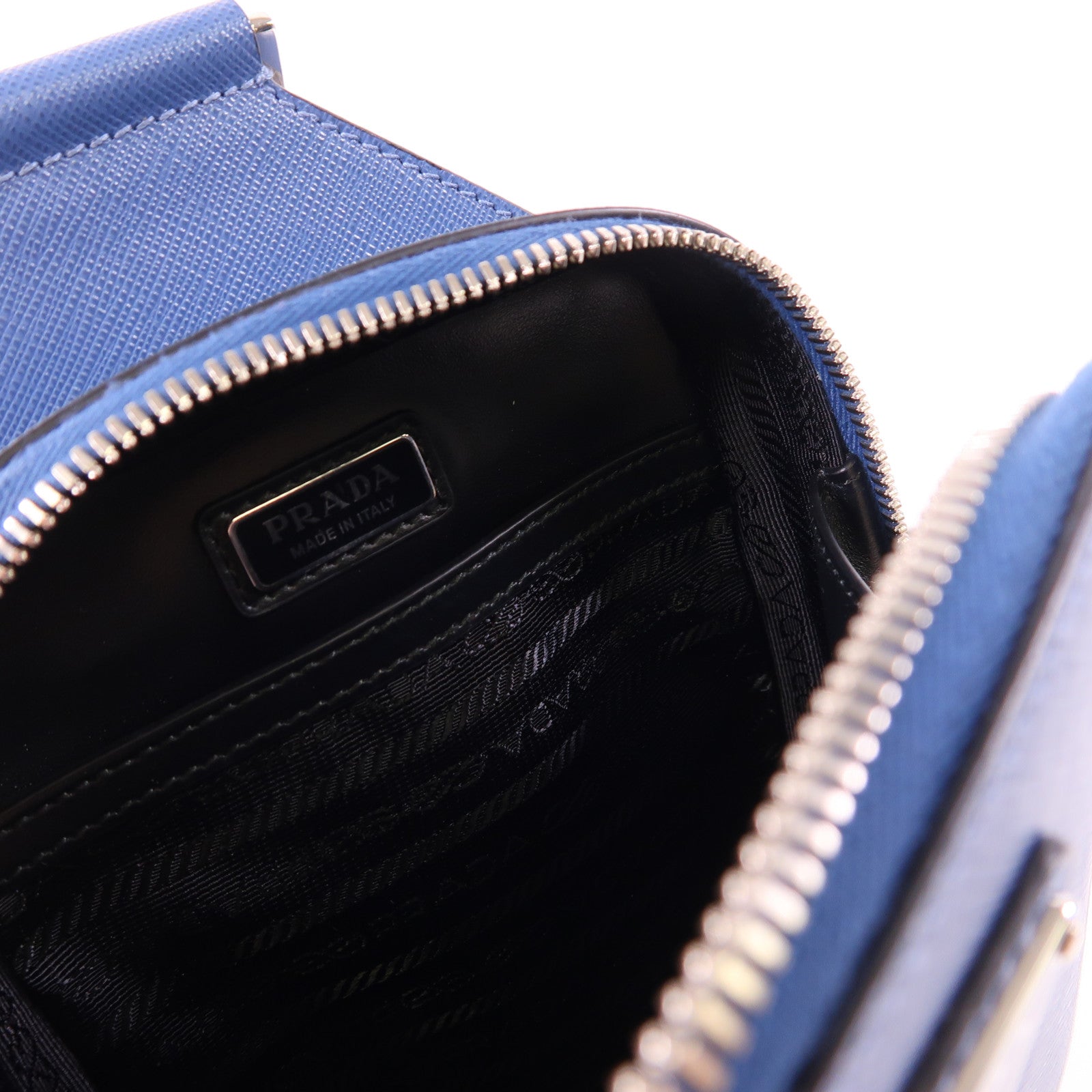 PRADA Saffiano皮革Brique銀扣斜孭袋