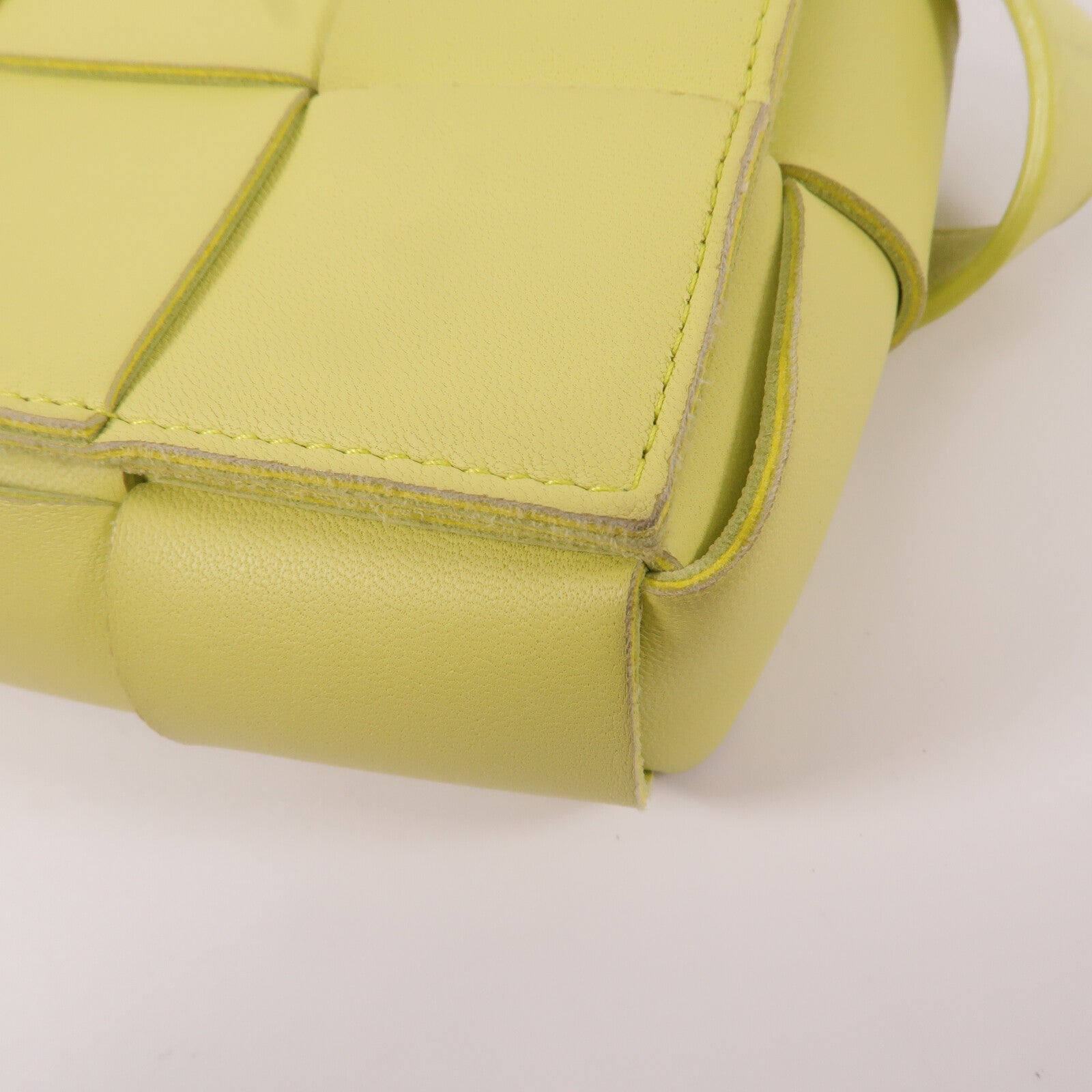 BOTTEGA VENETA 羊皮皮革Cassette Belt Bag腰包