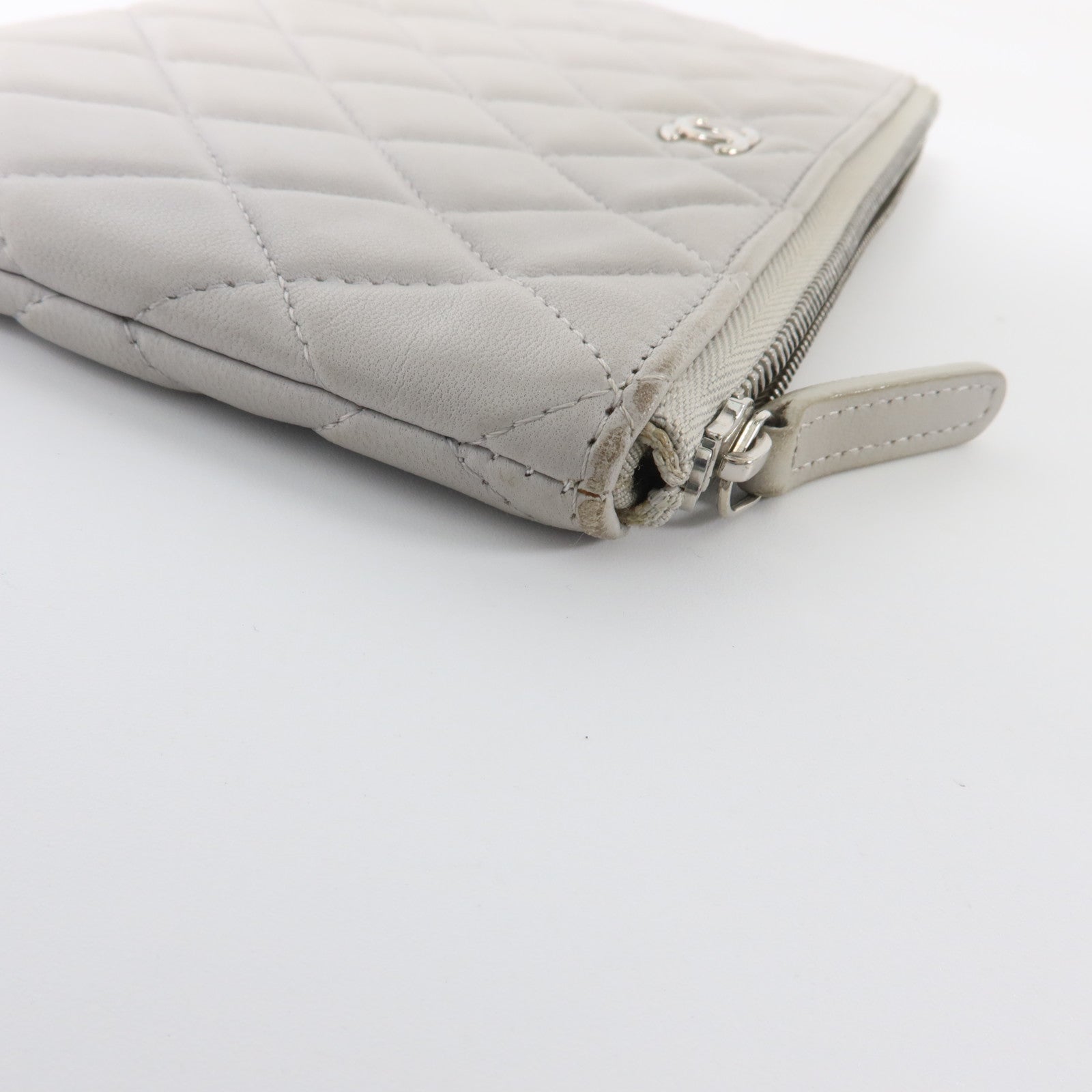 CHANEL 羊皮皮革Pouch銀扣小袋