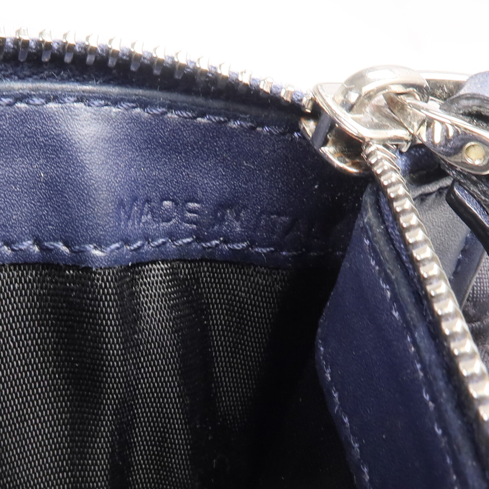 Valentino 牛皮皮革Card Case銀扣卡片套