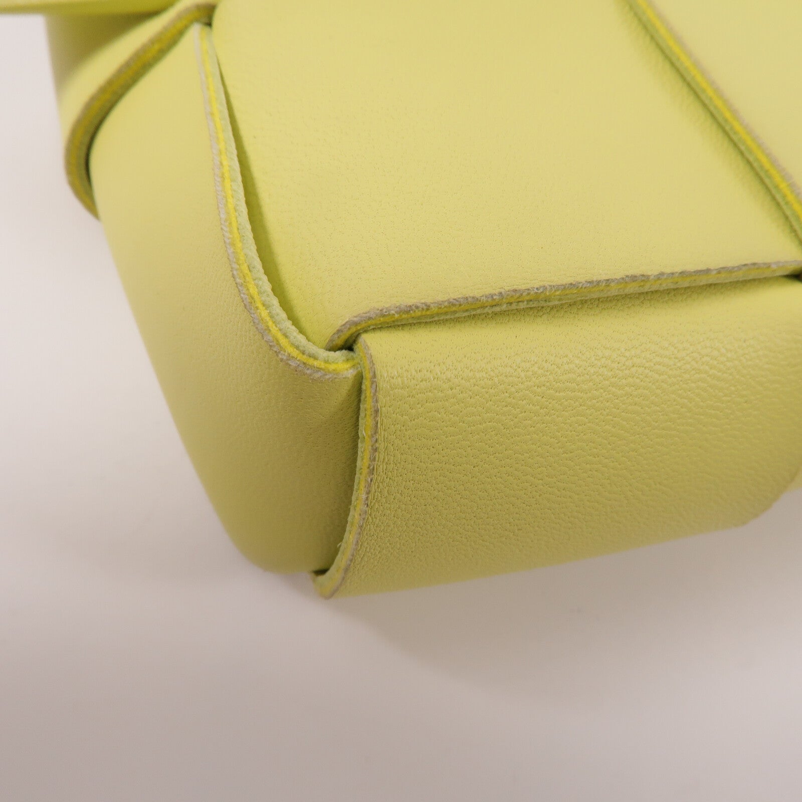 BOTTEGA VENETA 羊皮皮革Cassette Belt Bag腰包