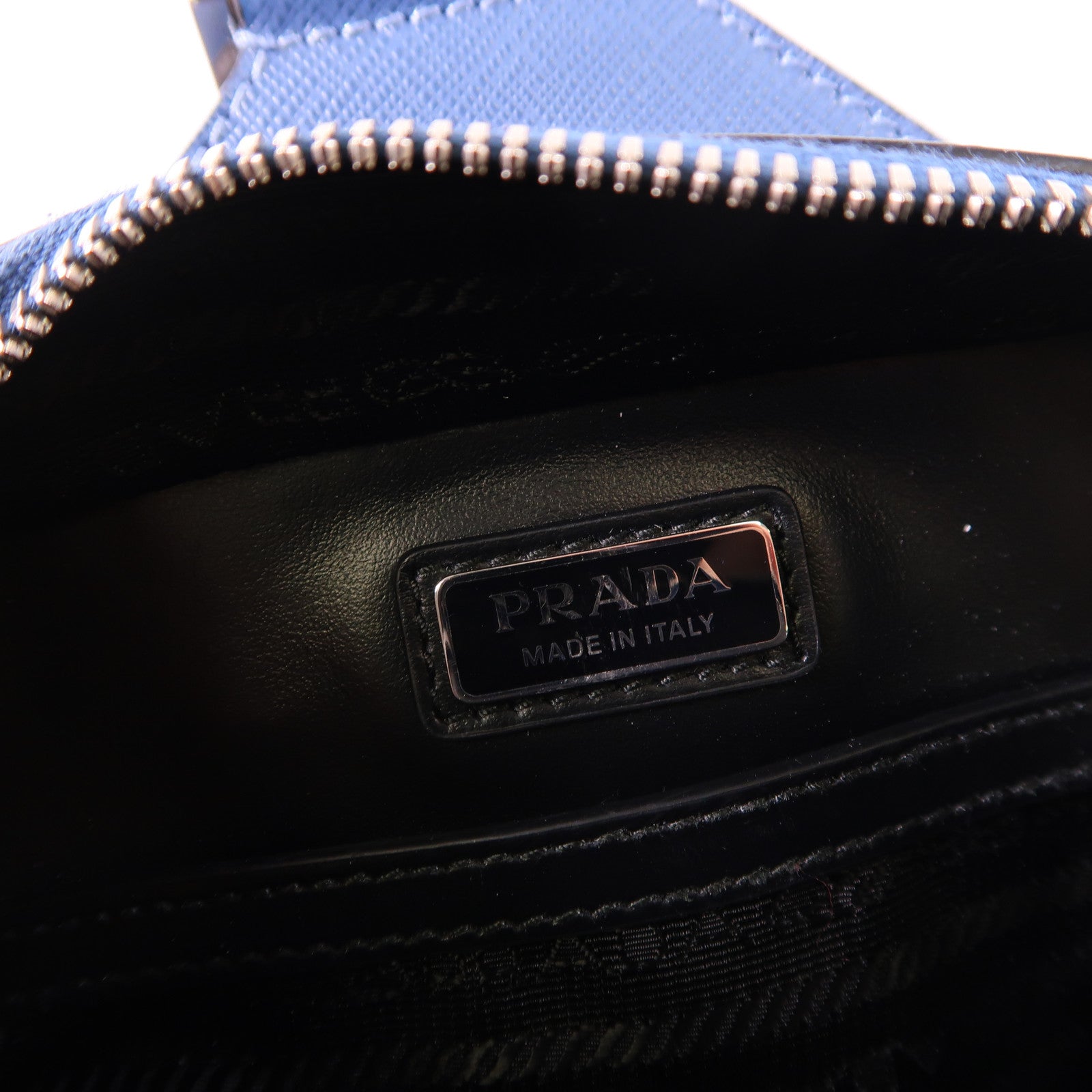 PRADA Saffiano皮革Brique銀扣斜孭袋