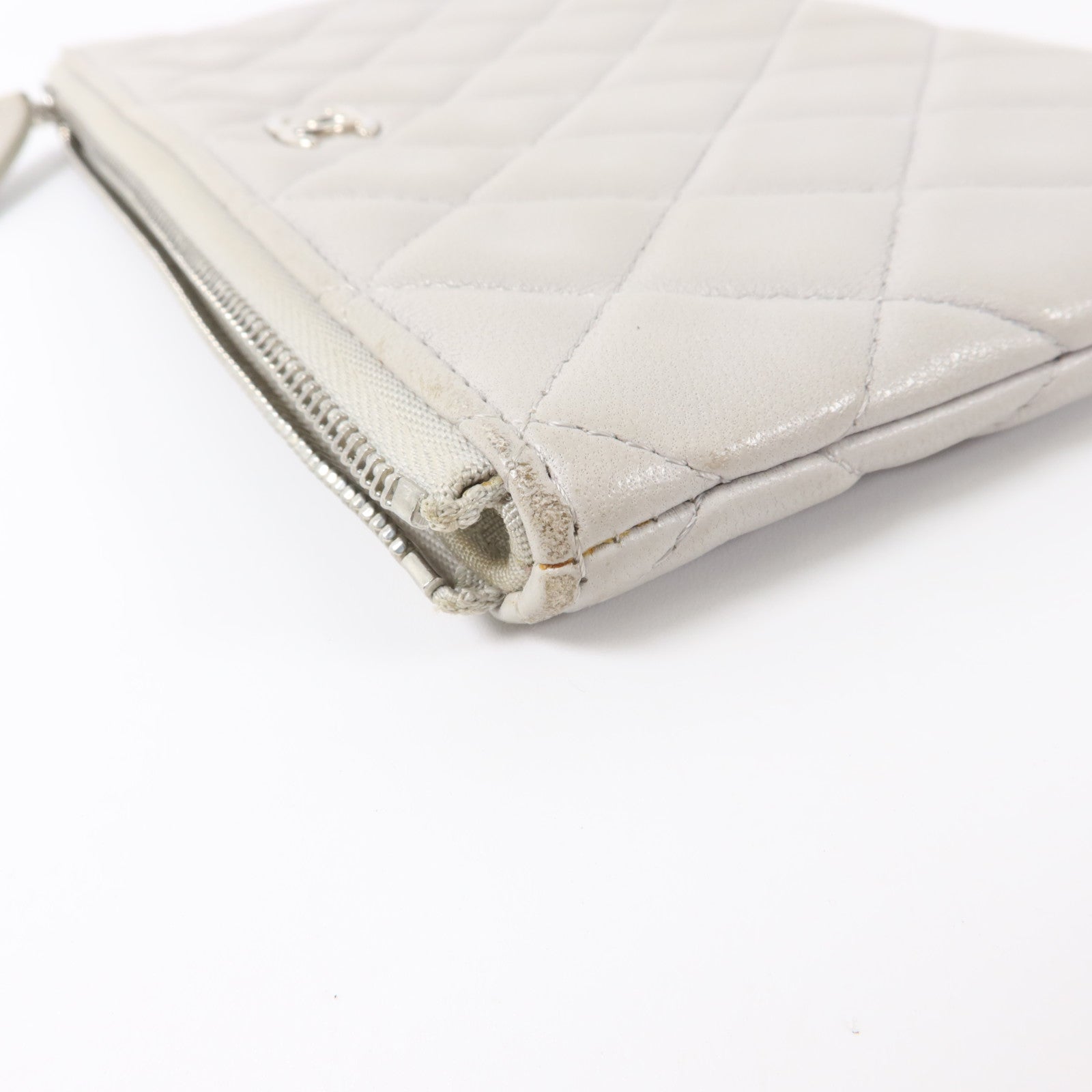CHANEL 羊皮皮革Pouch銀扣小袋