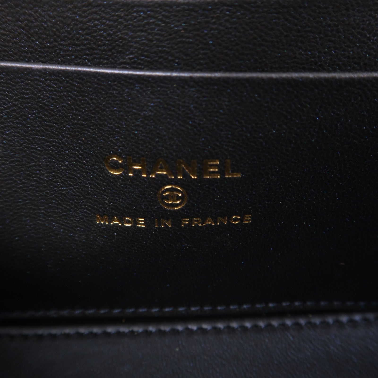 CHANEL 菱格羊皮皮革Vanity Case金扣鏈帶肩背袋深藍色