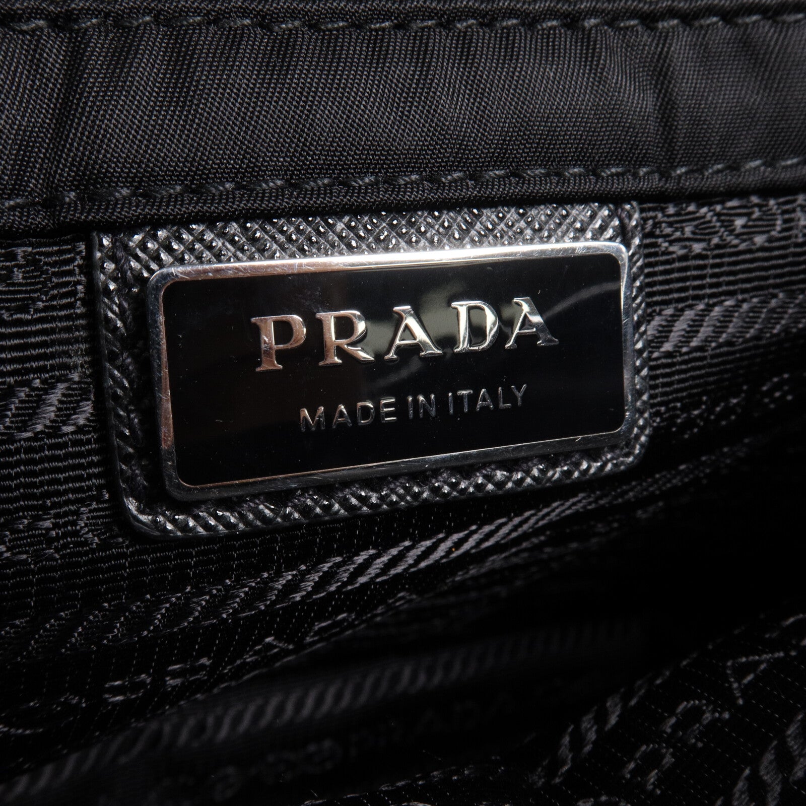 PRADA 尼龍Re-Nylon Shoulder Bag肩背袋