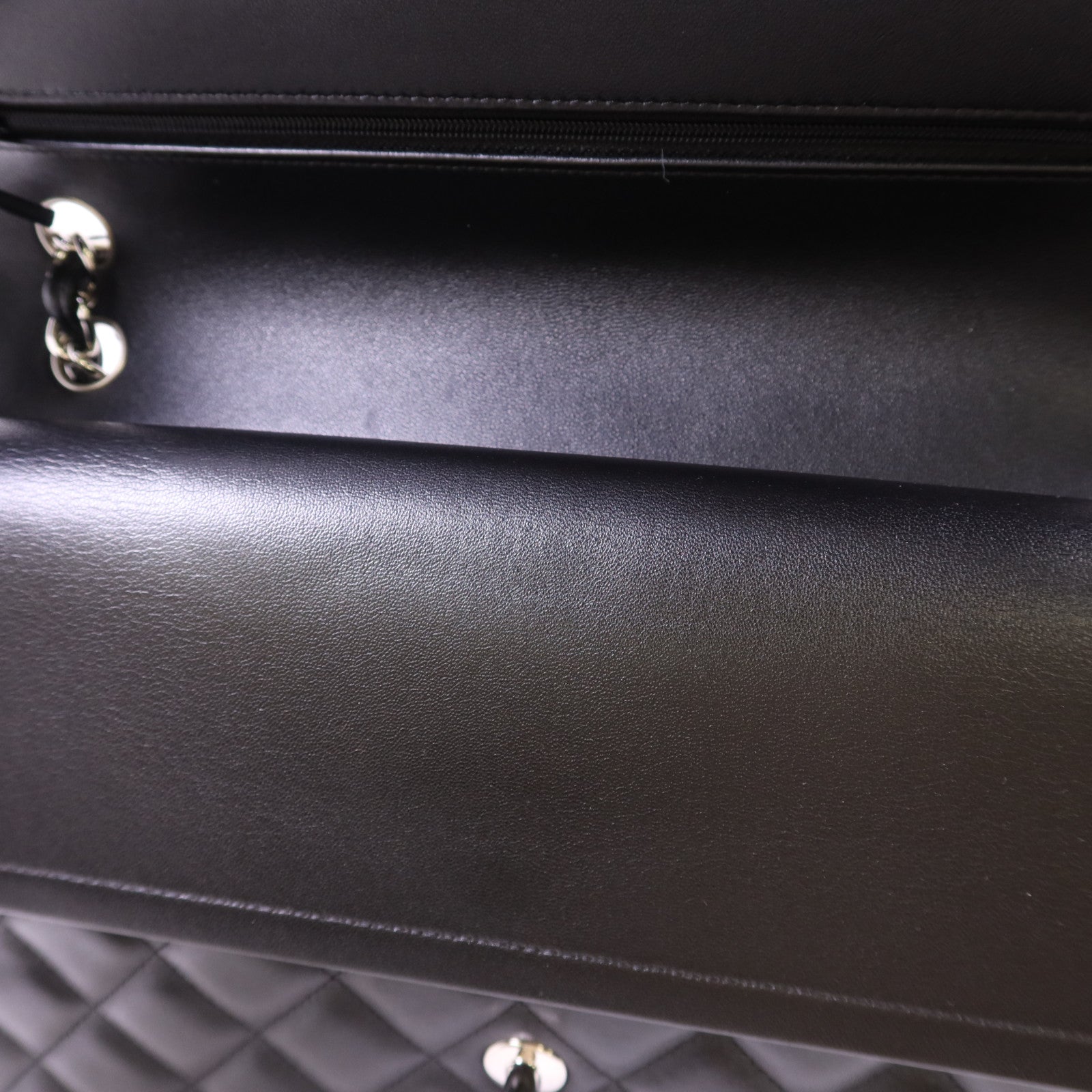 CHANEL 羊皮皮革Large Classic銀扣鏈帶手挽肩背兩用袋