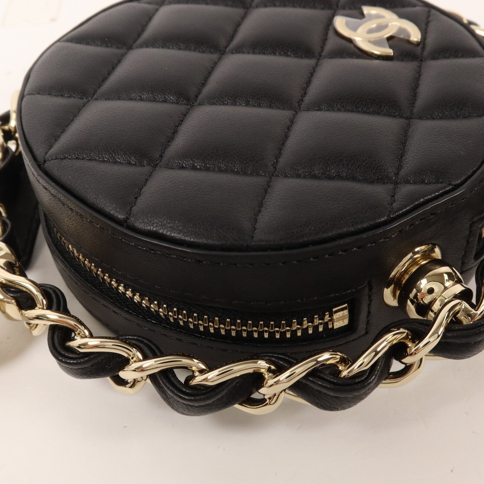 CHANEL 羊皮皮革Round Clutch With Chain鏈帶手拿包