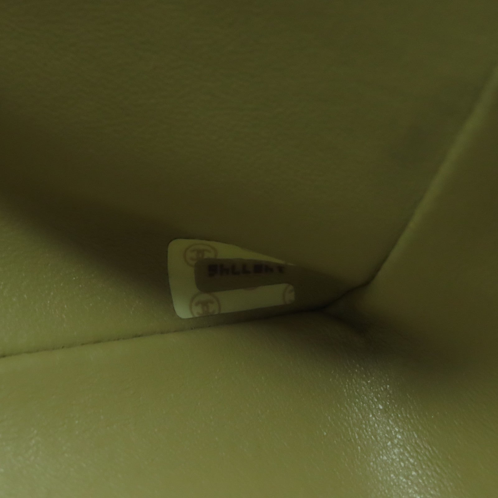 CHANEL 【清倉大減價】菱格羊皮皮革Chain Shoulder金扣鏈帶肩背袋米色