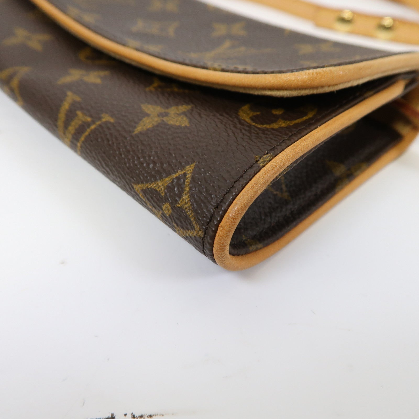 LOUIS VUITTON Monogram Pochette Twin PM金扣肩背袋啡色