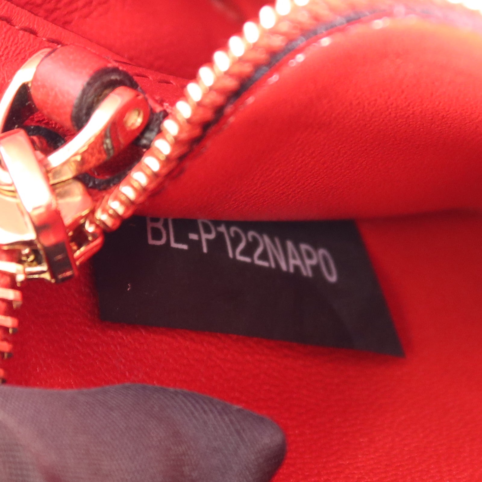 Valentino 牛皮皮革Garavani Rockstud金扣手挽肩背兩用袋