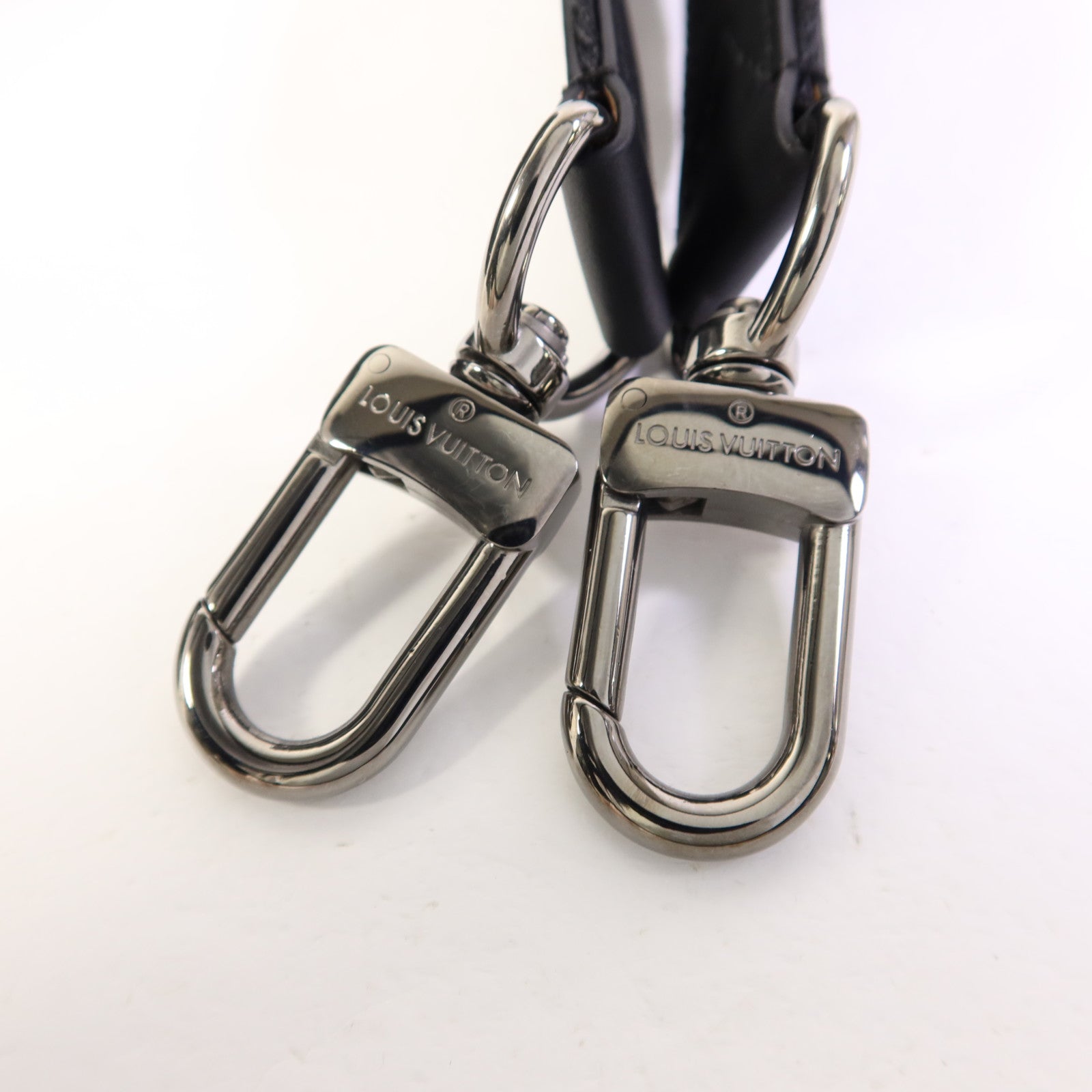 LOUIS VUITTON Monogram Eclipse Keepall Bandouliere 35手挽肩背兩用袋