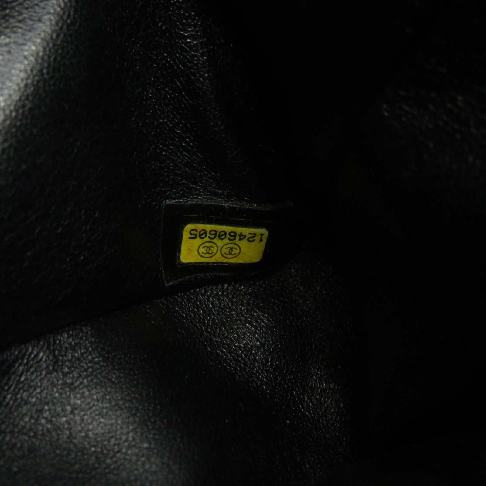 CHANEL **【清倉大減價】菱格漆皮皮革Chain Shoulder銀扣鏈帶肩背袋黑色