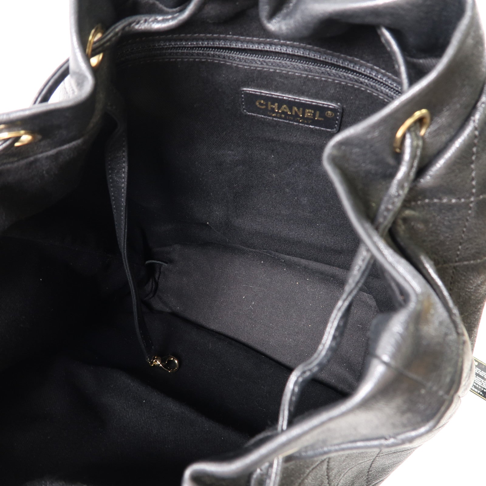 CHANEL 【激減優惠】菱格牛皮皮革Daily Round Backpack金扣背包黑色