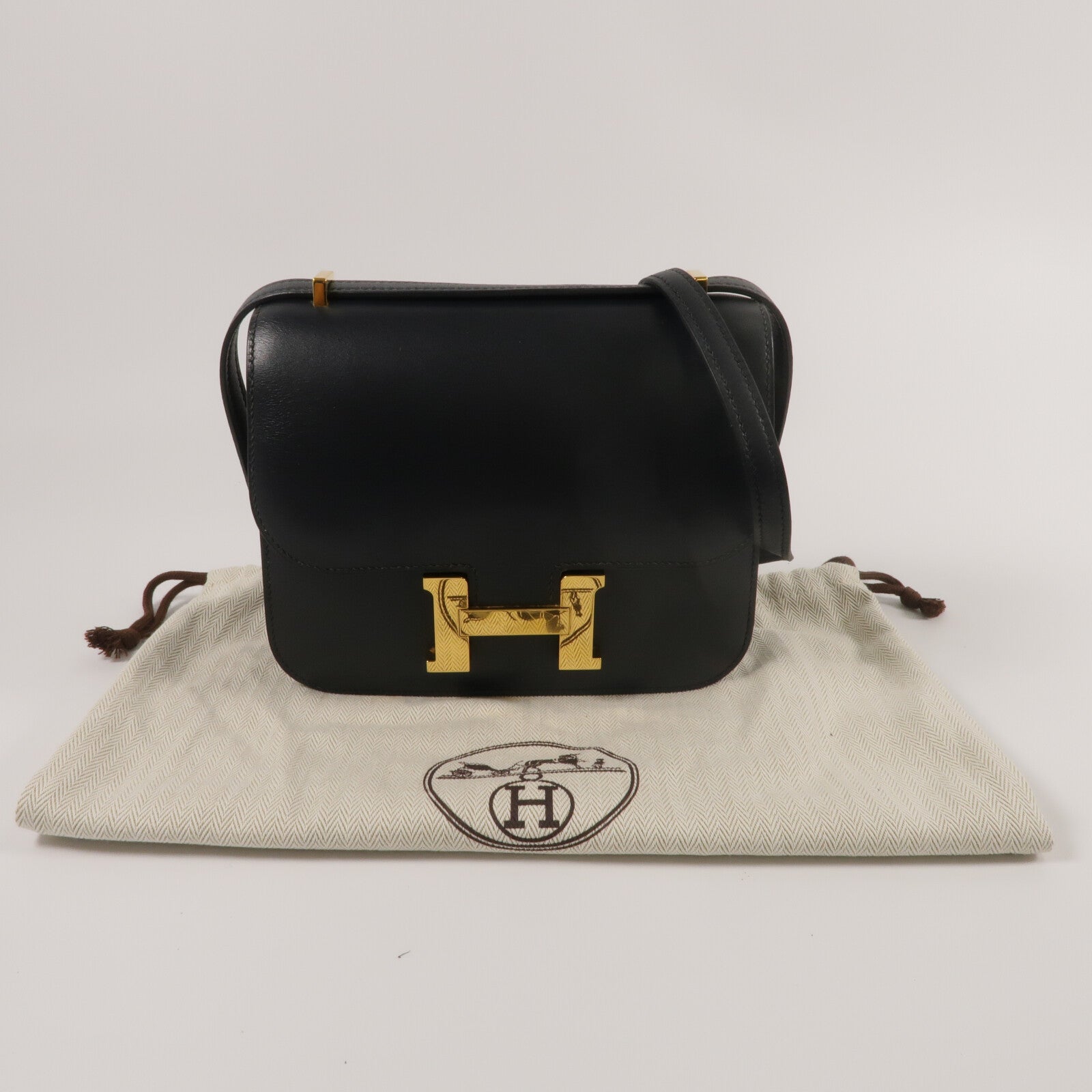 HERMES Swift皮革Constance Mini肩背袋Noir