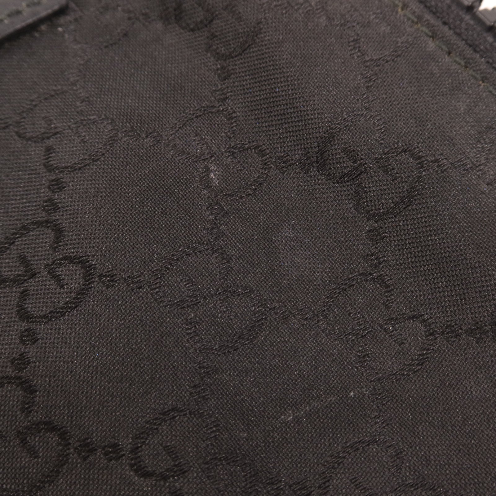 GUCCI 尼龍Shoulder Bag銀扣肩背袋