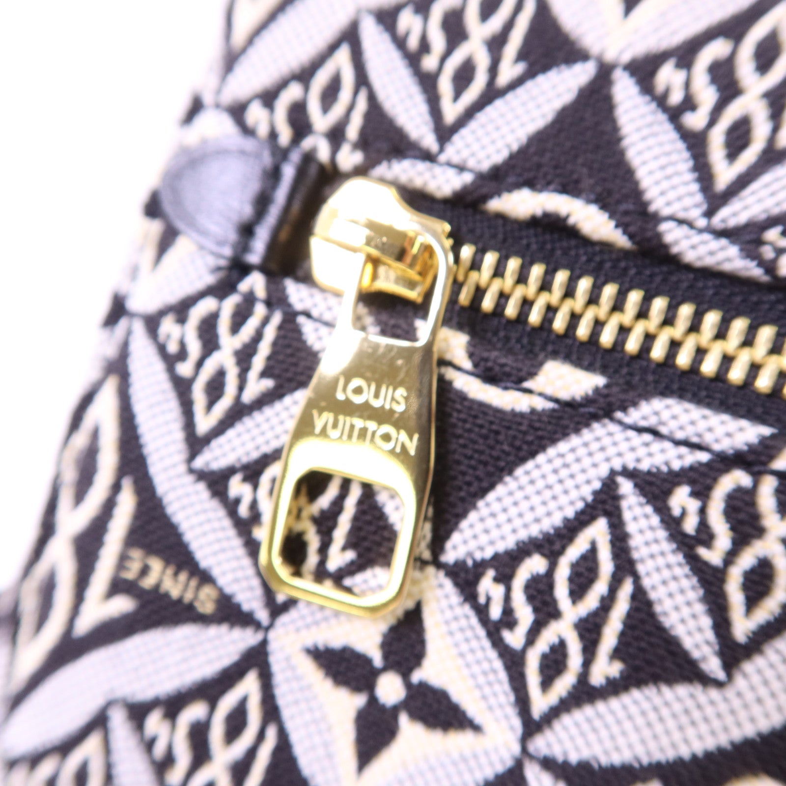 LOUIS VUITTON 帆布Pochette Metis MM金扣手挽肩背兩用袋