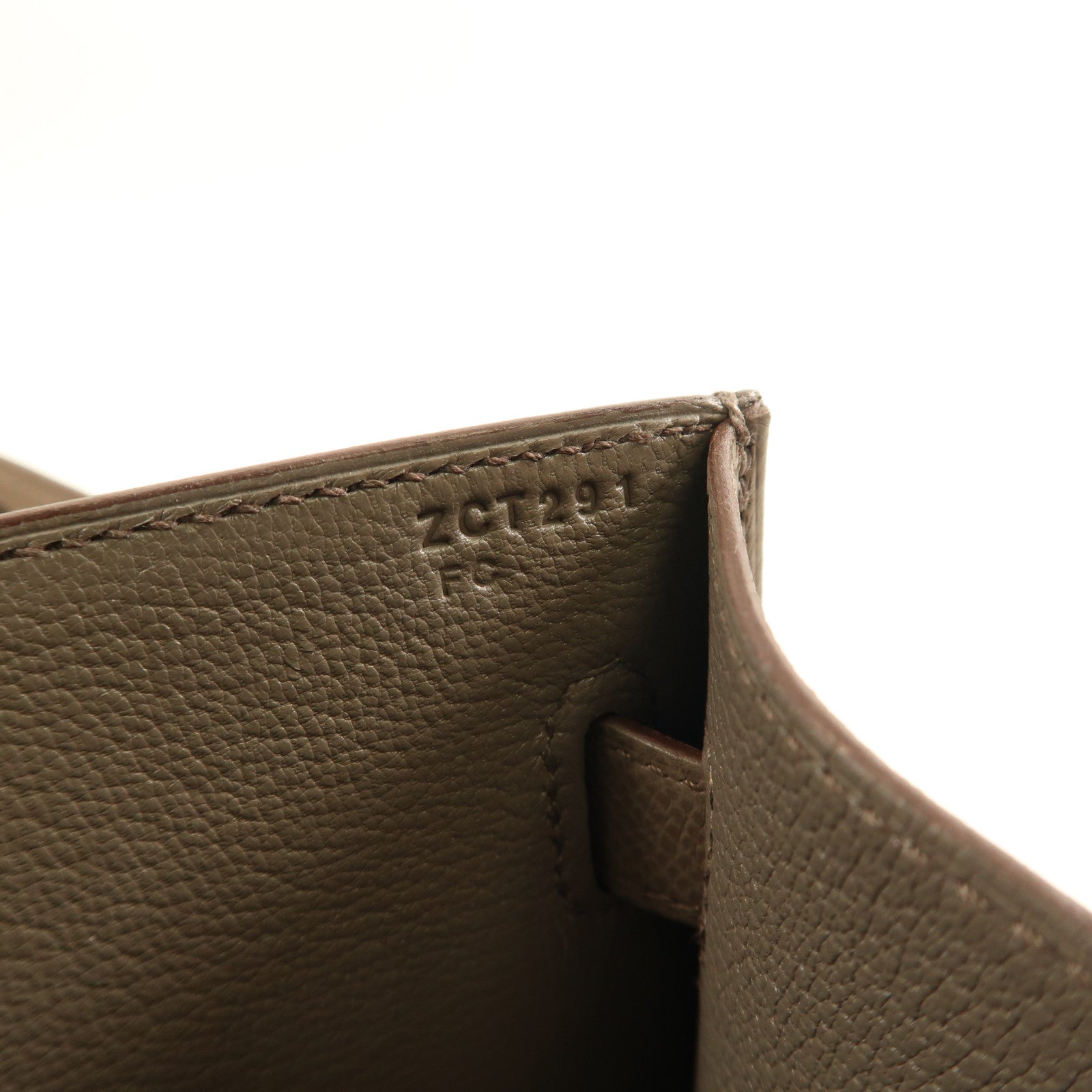 HERMES Epsom皮革Kelly Depeche 25銀扣手拿包Etoupe