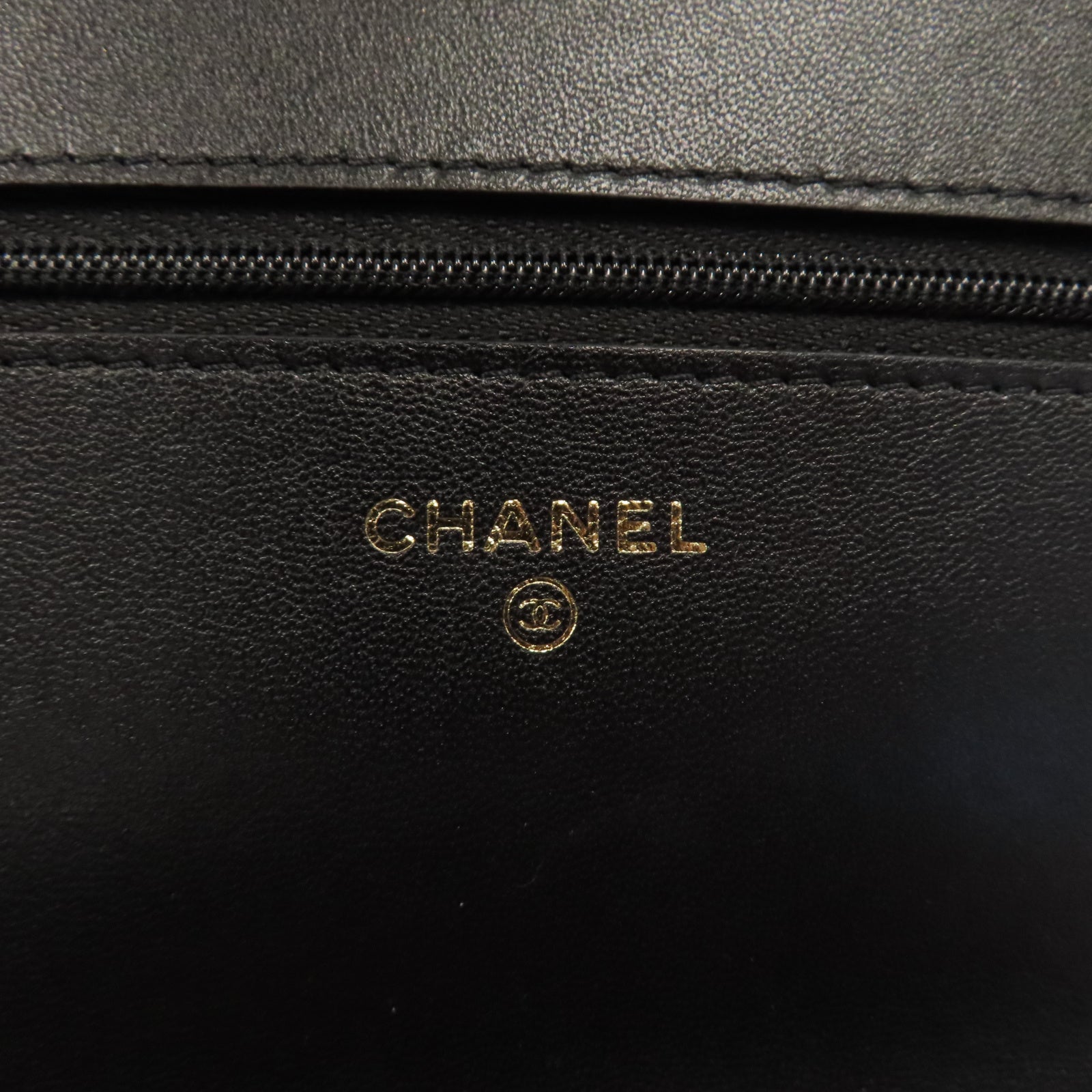 CHANEL 菱格羊皮皮革WOC Heart CC Lock金扣鏈帶肩背袋黑色