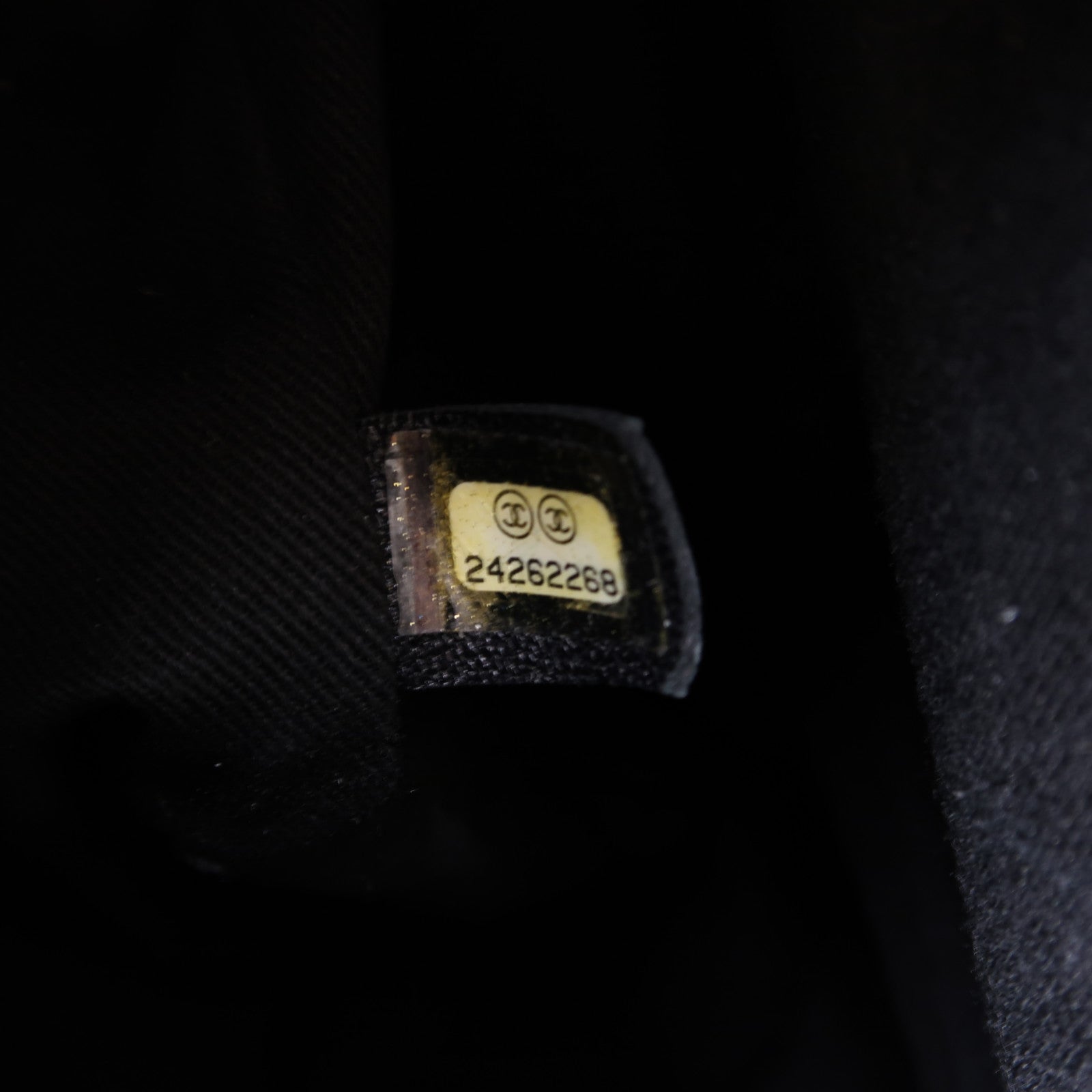 CHANEL 【激減優惠】菱格牛皮皮革Daily Round Backpack金扣背包黑色