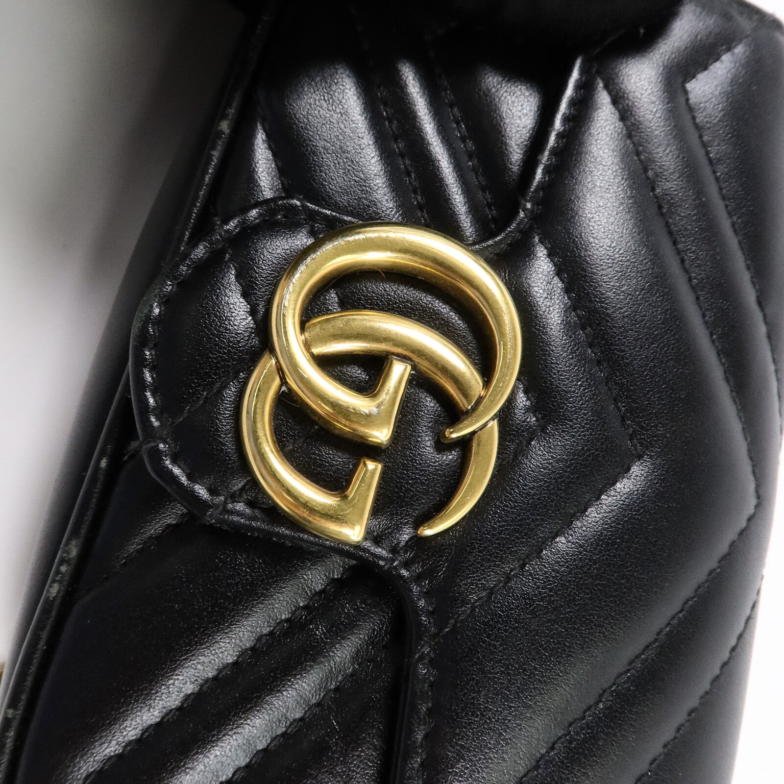 GUCCI 牛皮皮革GG Marmont Super Mini鏈帶肩背袋