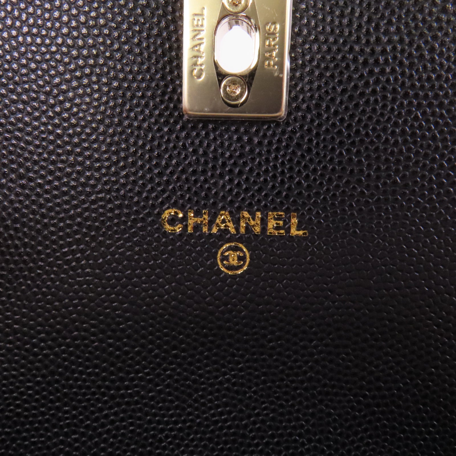 CHANEL 牛皮皮革25C WOC金扣鏈帶手挽肩背兩用袋