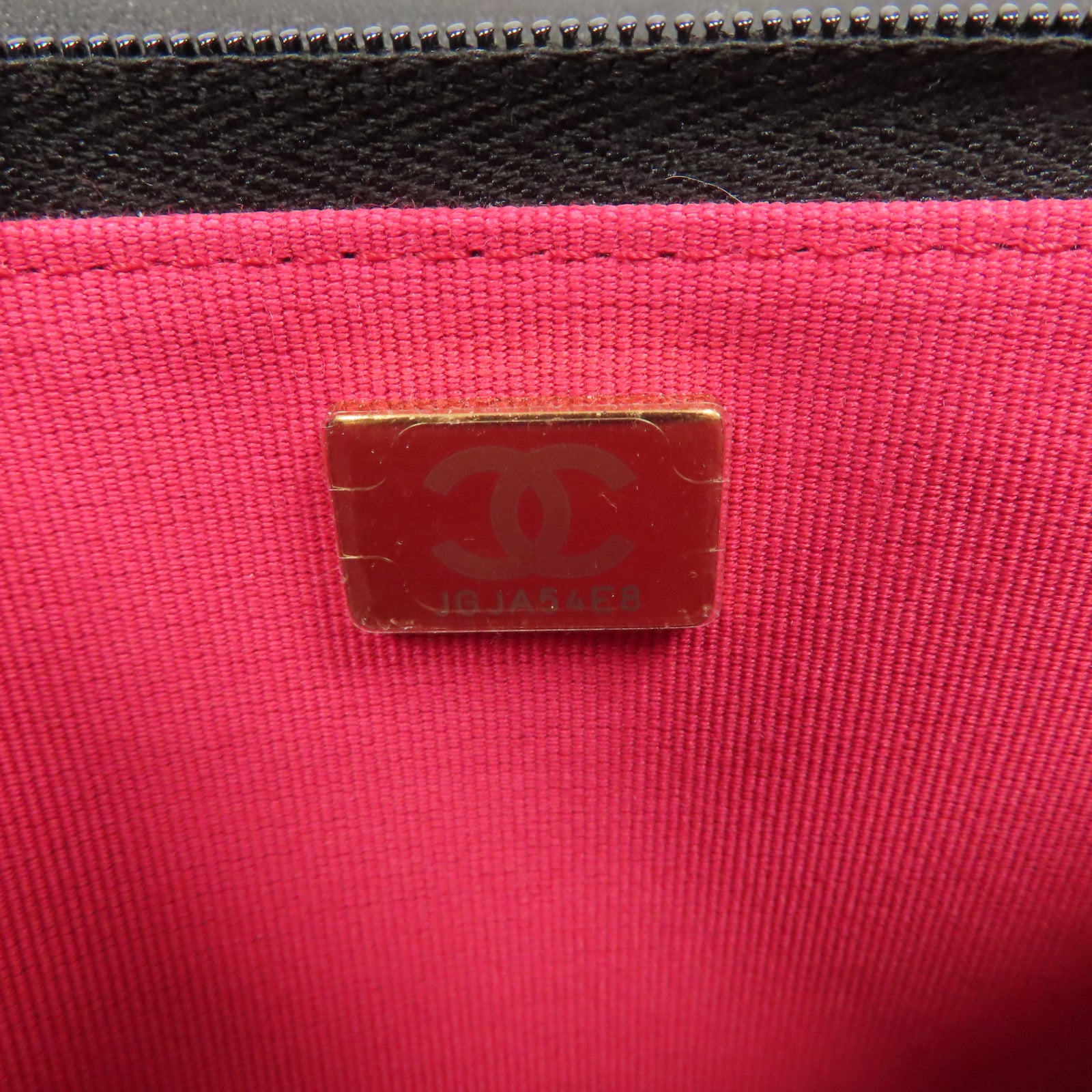 CHANEL 菱格羊皮皮革WOC Heart CC Lock金扣鏈帶肩背袋黑色
